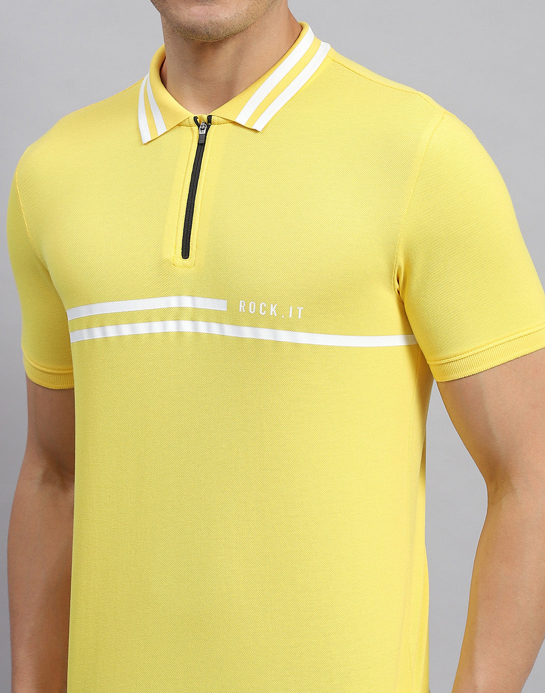 Rock.it Men Yellow Solid Collar Half Sleeve T-Shirt