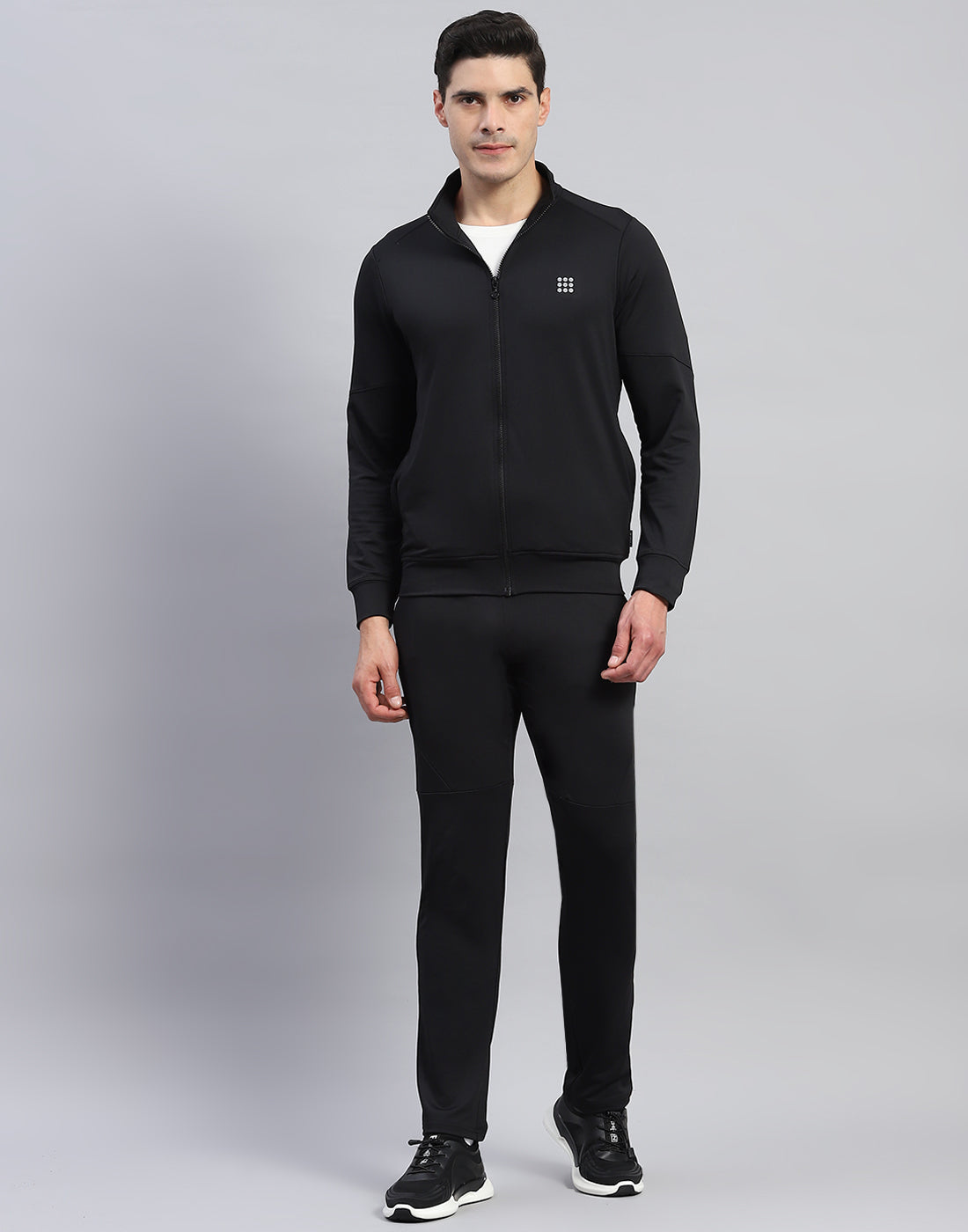 Rock.it Men Black Solid Round Neck Full Sleeve Tracksuit