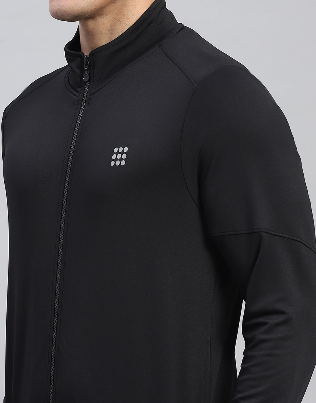 Rock.it Men Black Solid Round Neck Full Sleeve Tracksuit