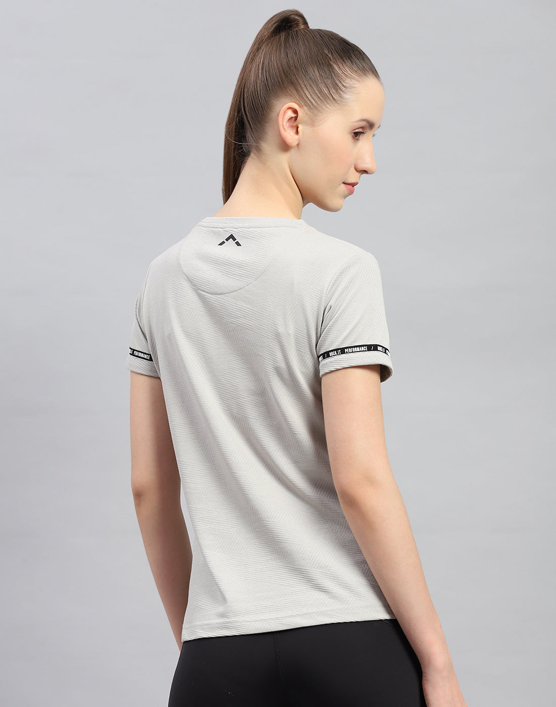 Rock.it Women Grey Solid Round Neck Half Sleeve Top
