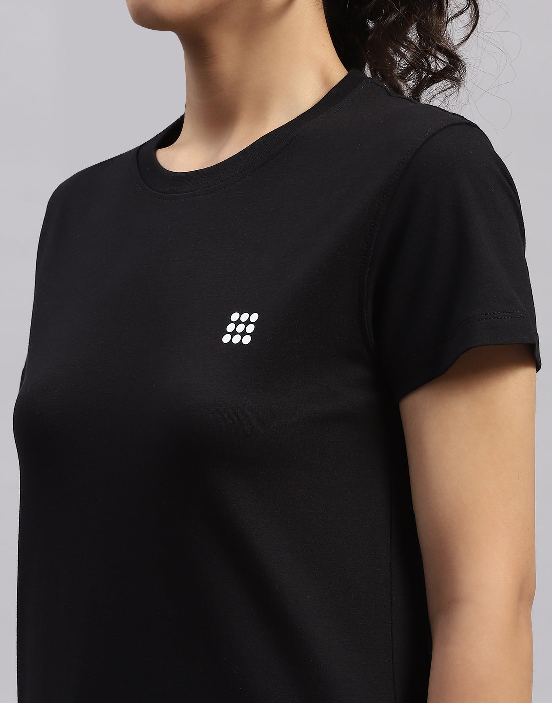 Rock.it Women Black Solid Round Neck Half Sleeve Top