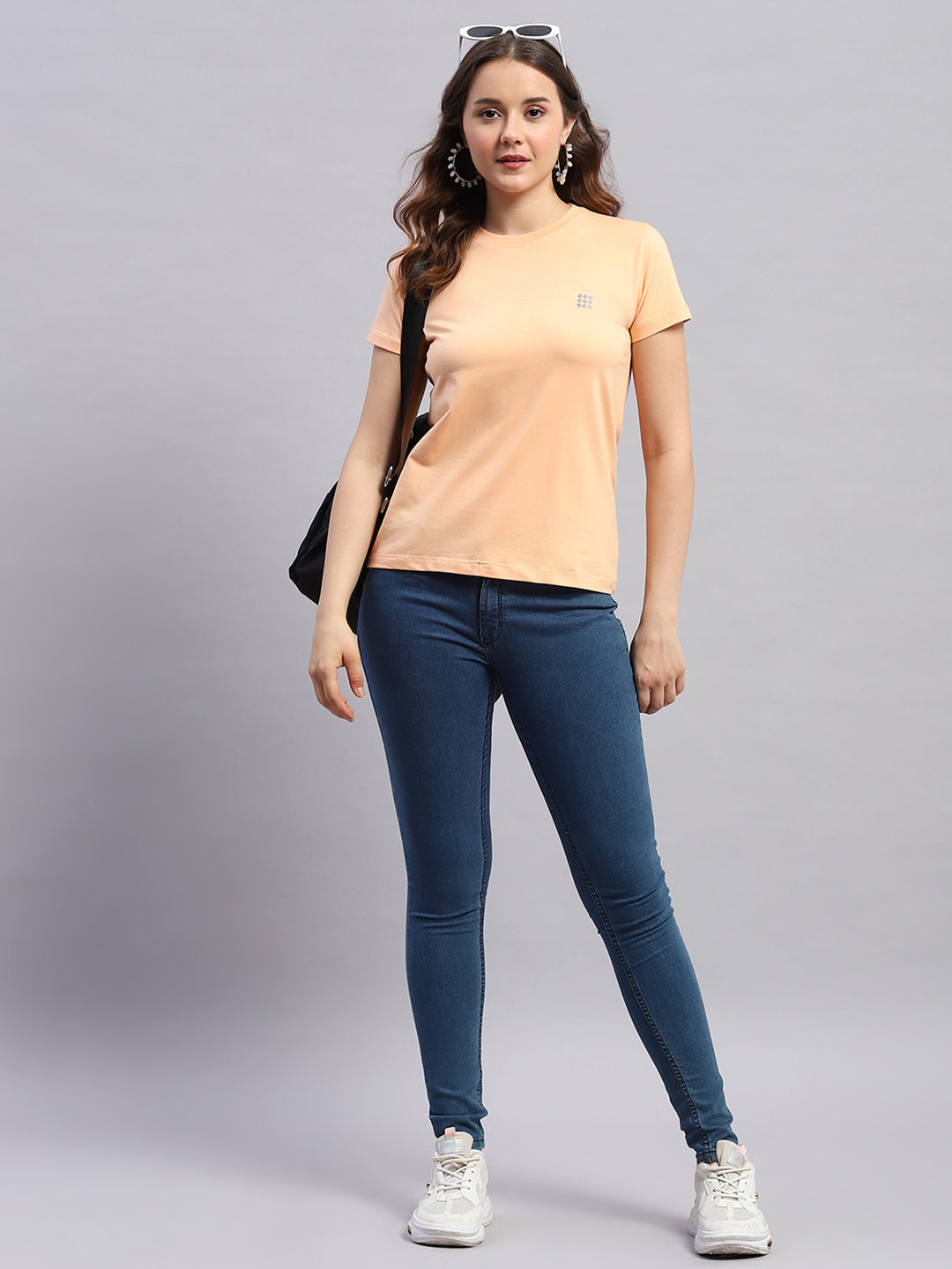 Rock.it Women Peach Solid Round Neck Half Sleeve Top