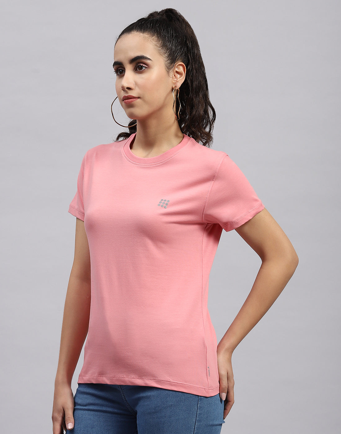 Women Pink Solid Round Neck Half Sleeve Top