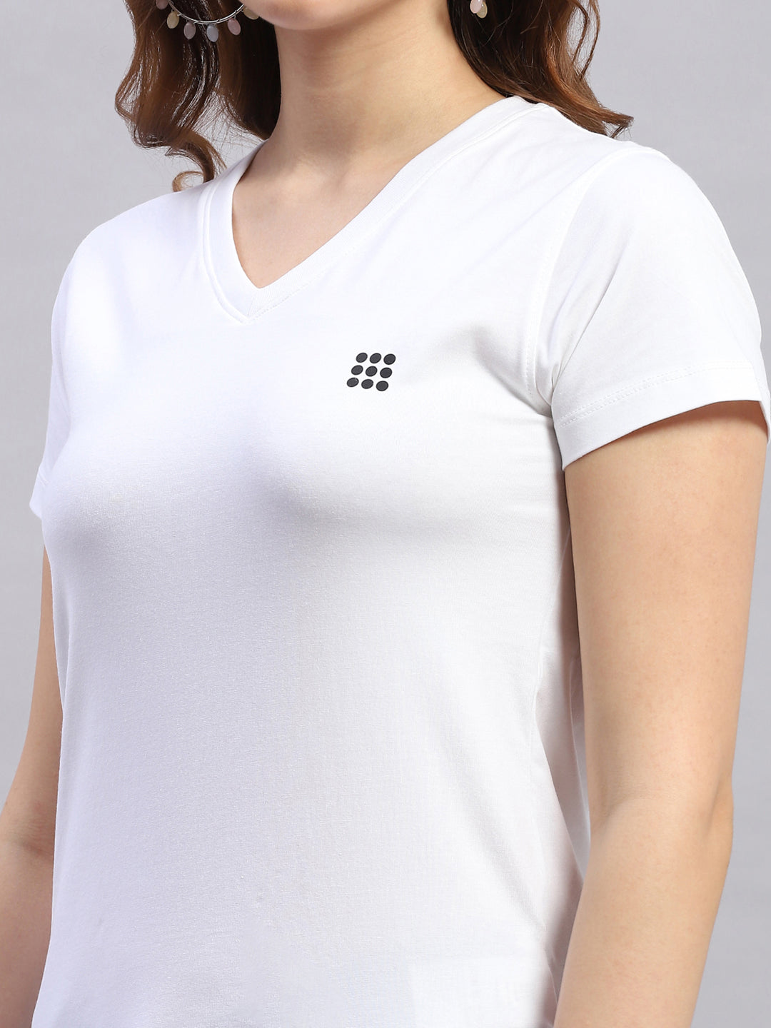 Rock.it Women White Solid V Neck Half Sleeve Top