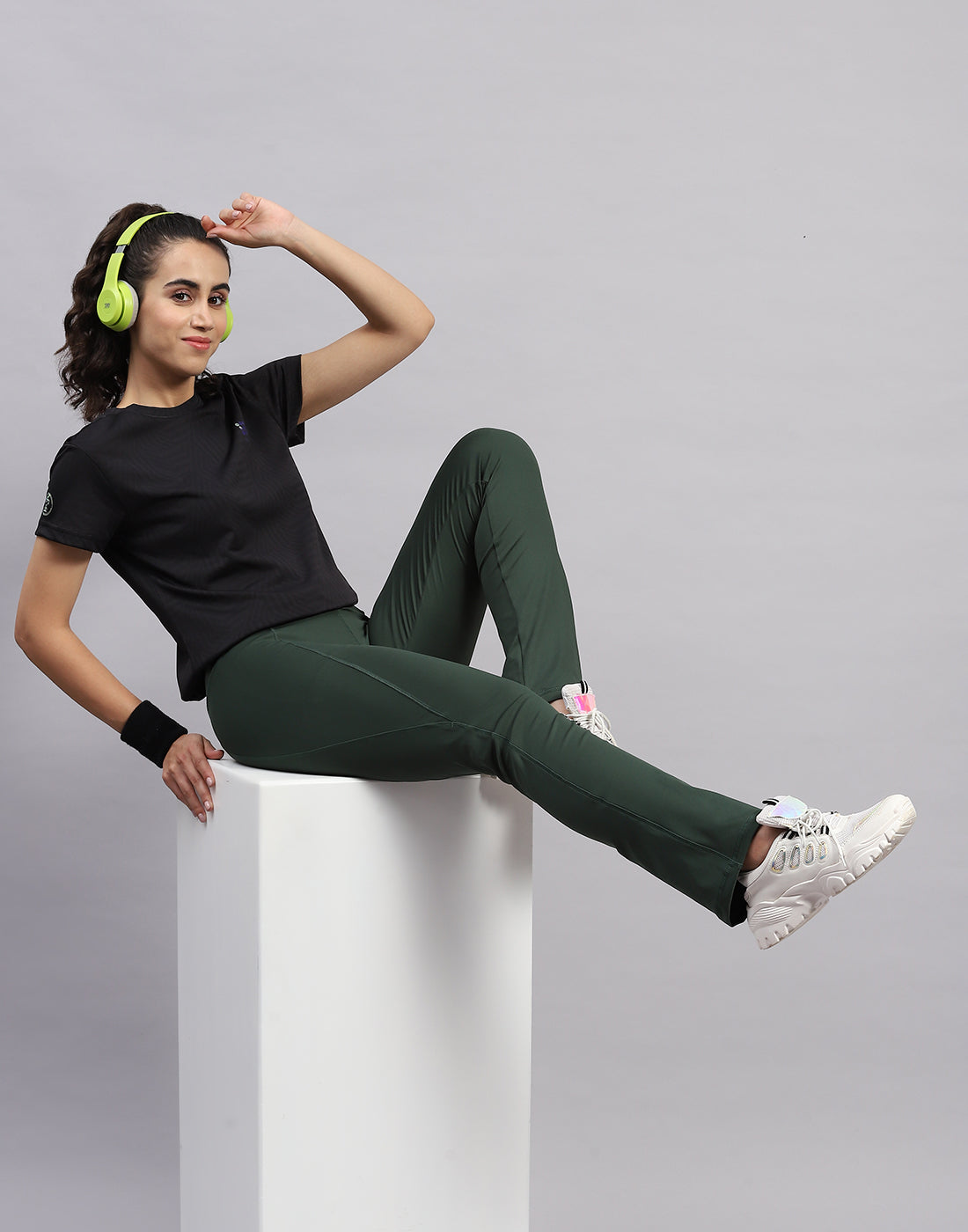 Rock.it Women Green Solid Smart Fit Lower