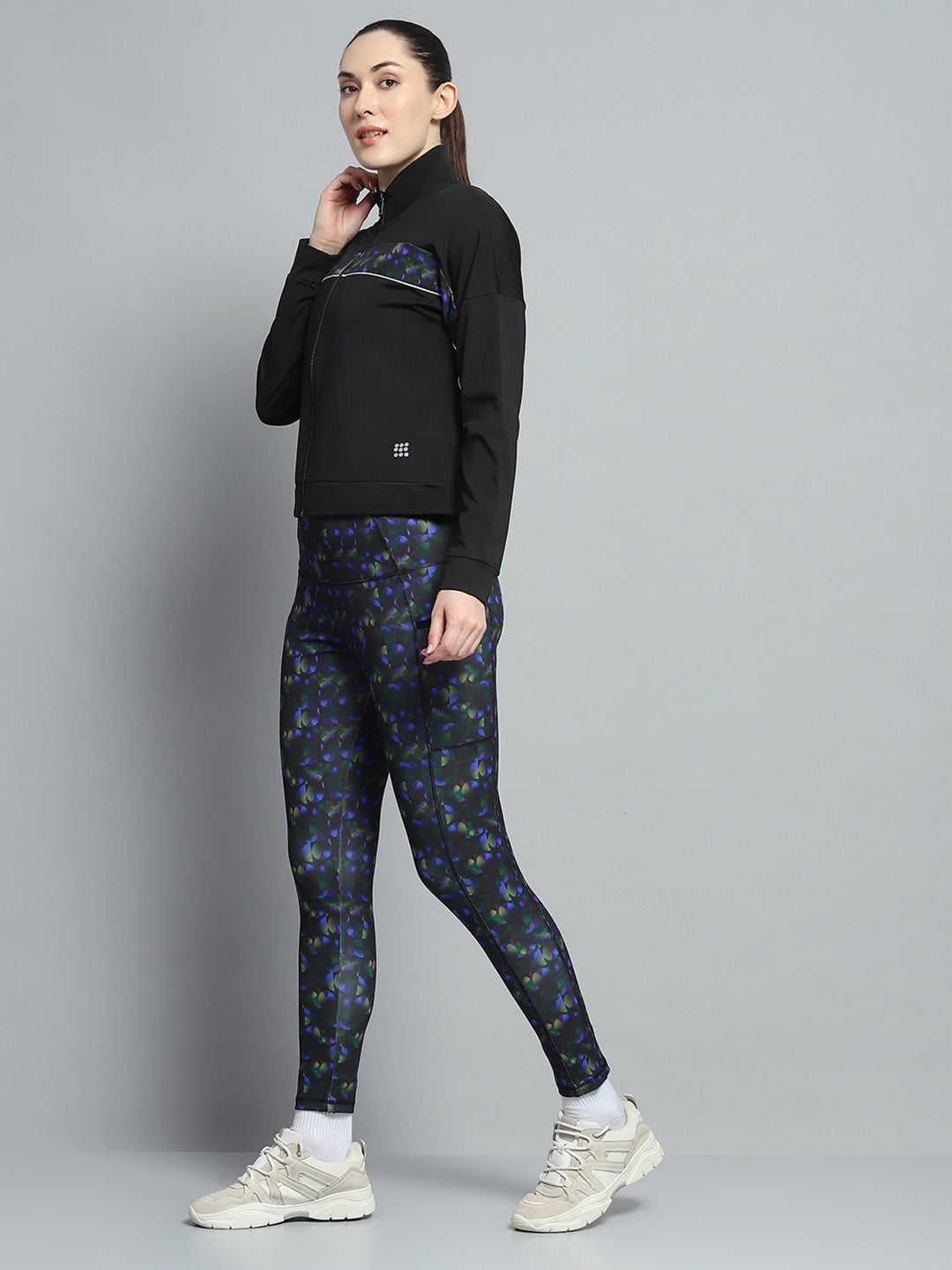 Rock.it Women Black Printed Mock Neck Full Sleeve 3Pc Cords Set