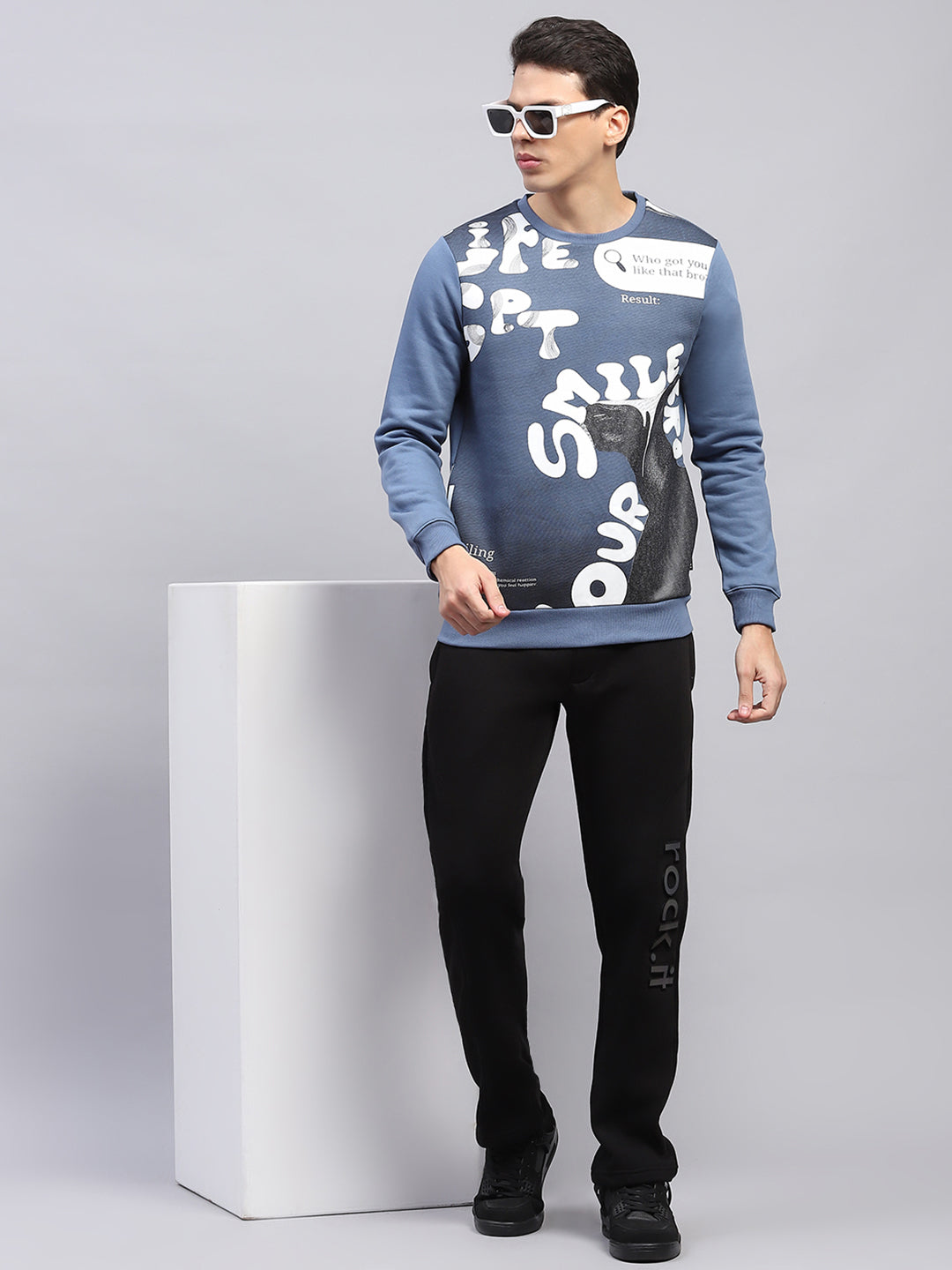 Rock.it Men Blue Printed Round Neck Full Sleeve Sweatshirt