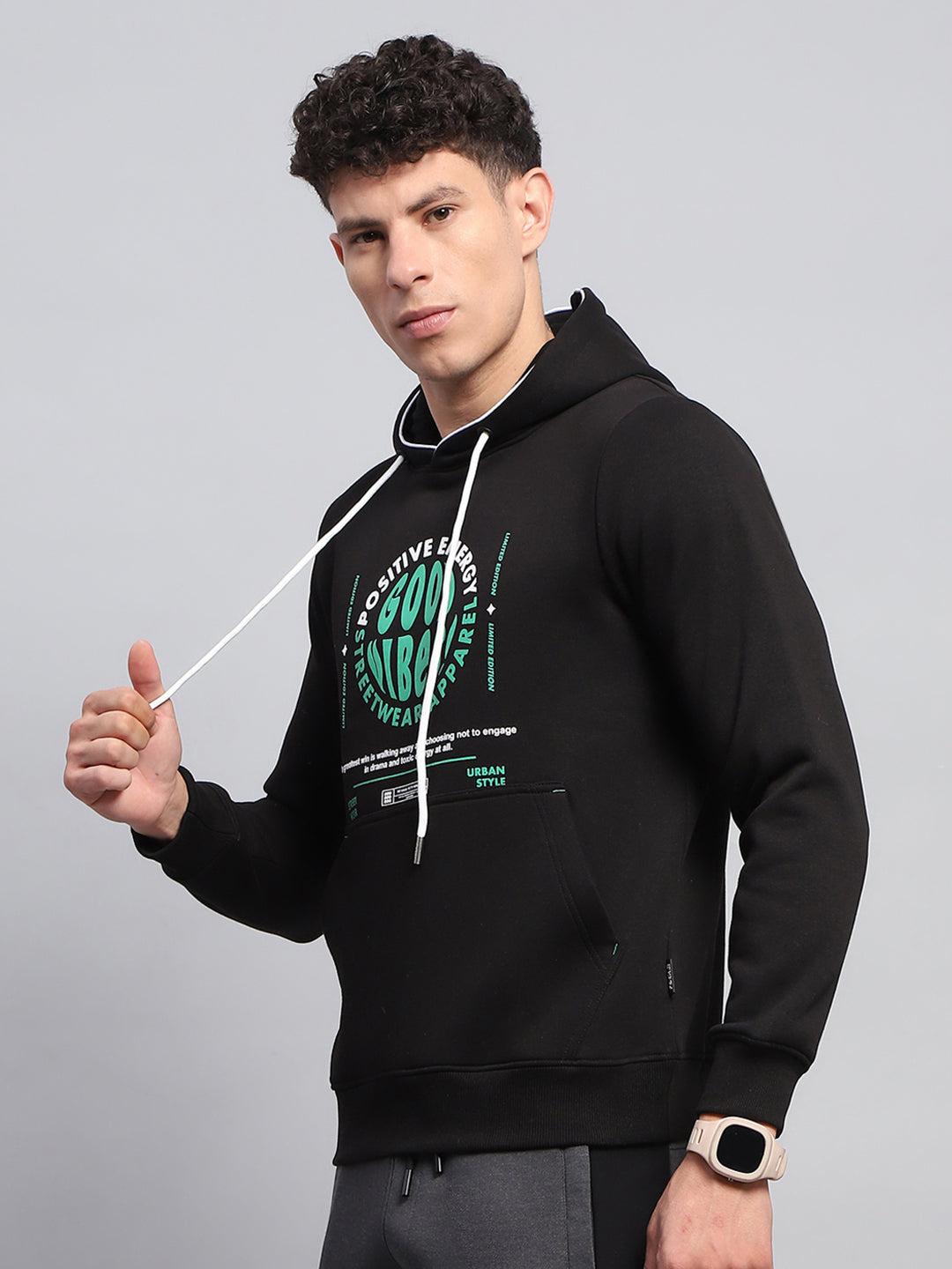 Rock.it Men Black Printed Hooded Full Sleeve Sweatshirt