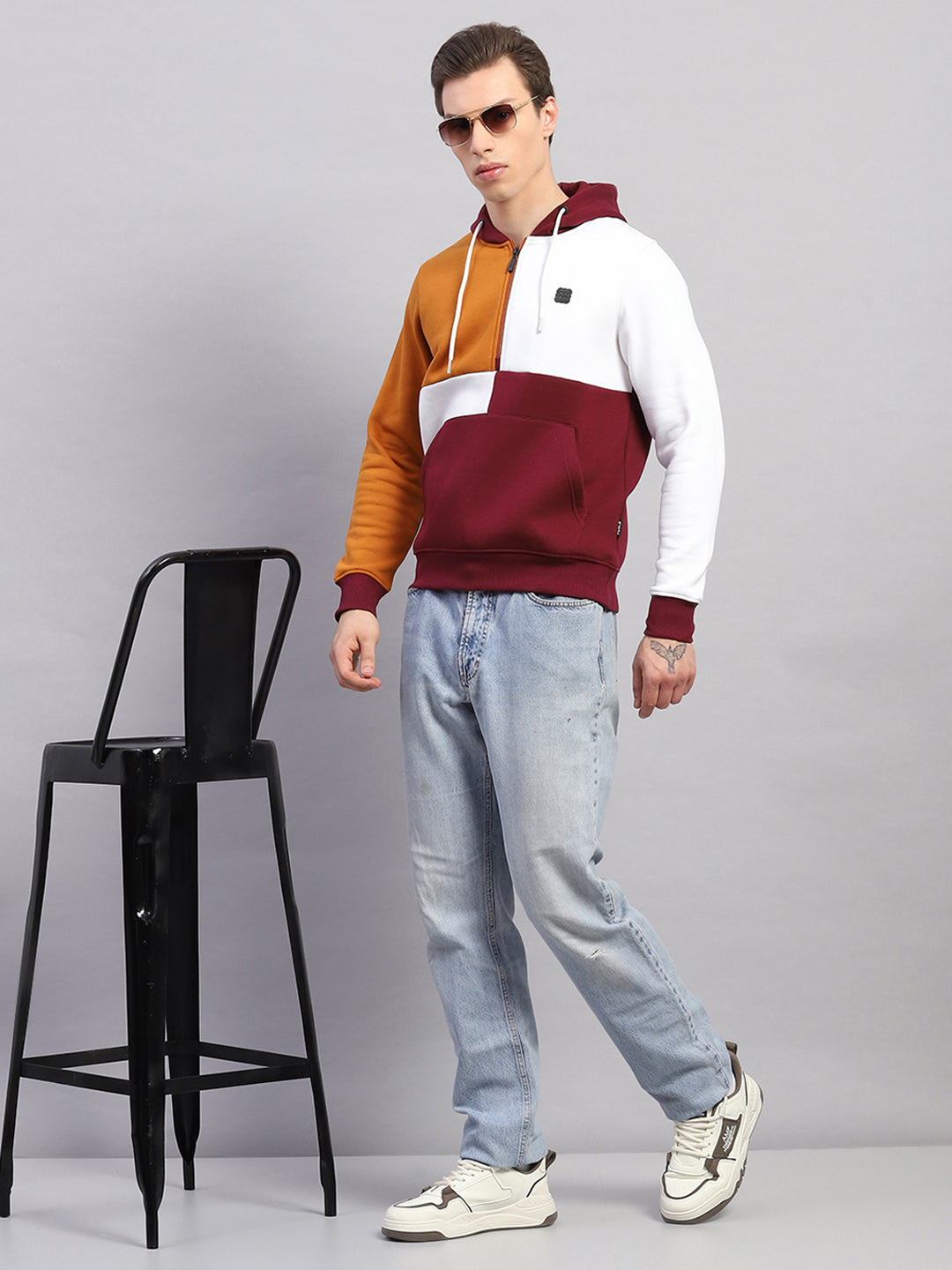 Rock.it Men Maroon Colourblocked Hooded Full Sleeve Sweatshirt