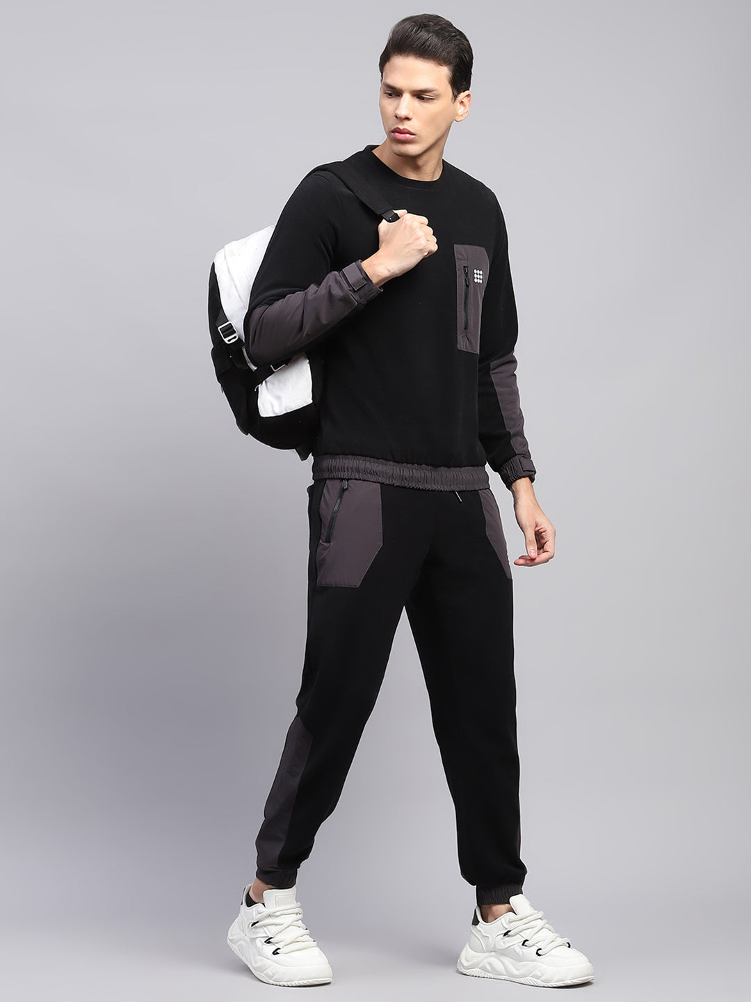 Rock.it Men Black Solid Round Neck Full Sleeve Winter Tracksuit