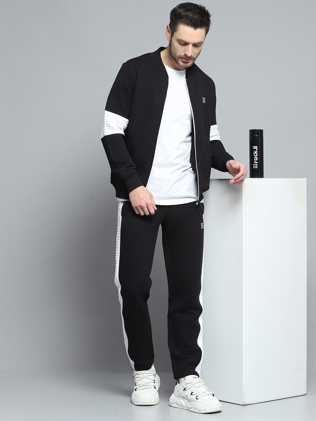Rock.it Men Black Printed Round Neck Full Sleeve Winter Tracksuit