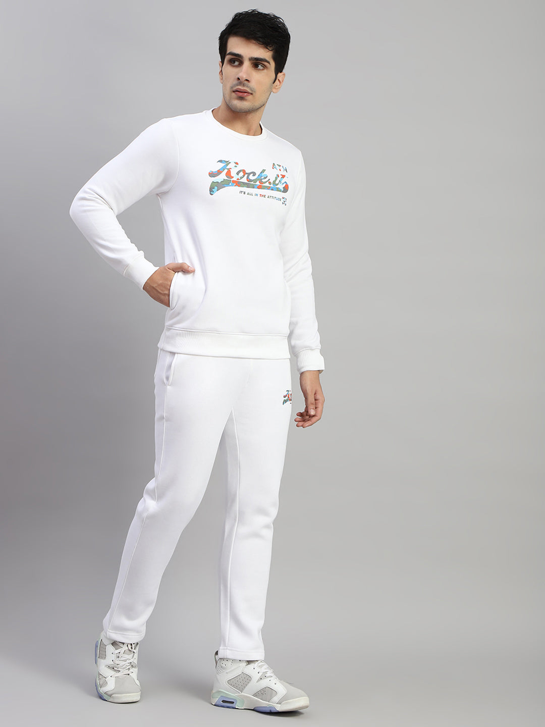 Rock.it Men White Printed Round Neck Full Sleeve Winter Tracksuit