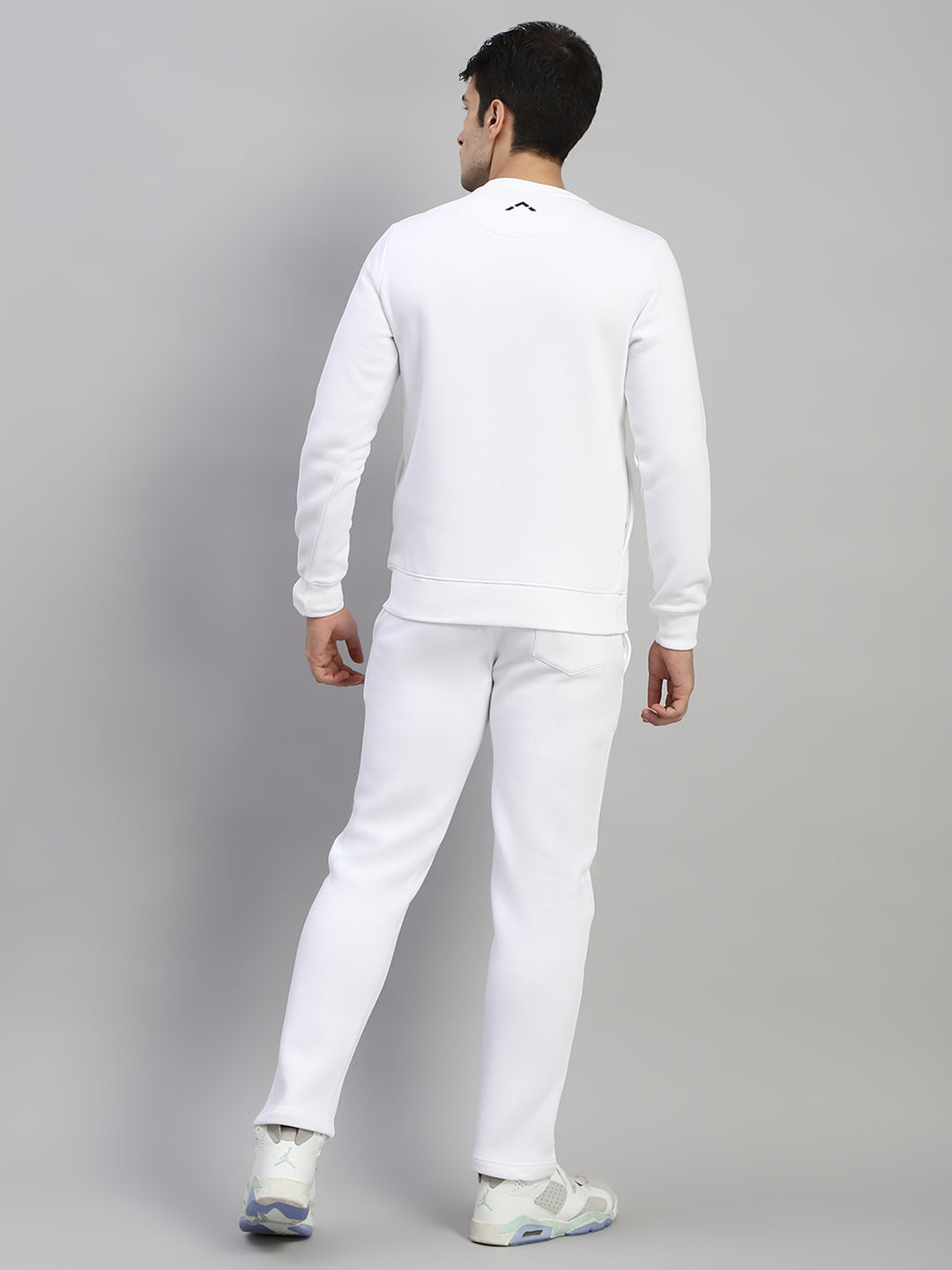 Rock.it Men White Printed Round Neck Full Sleeve Winter Tracksuit