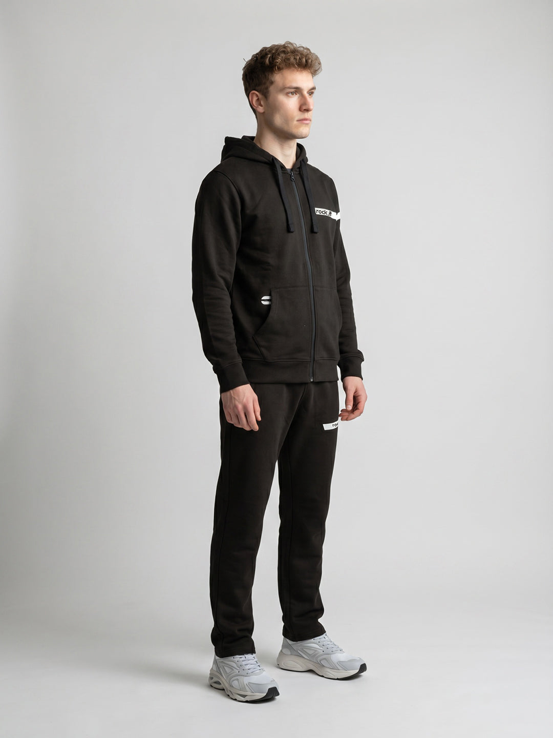 Rock.it Men Black Solid Round Neck Full Sleeve Winter Tracksuit