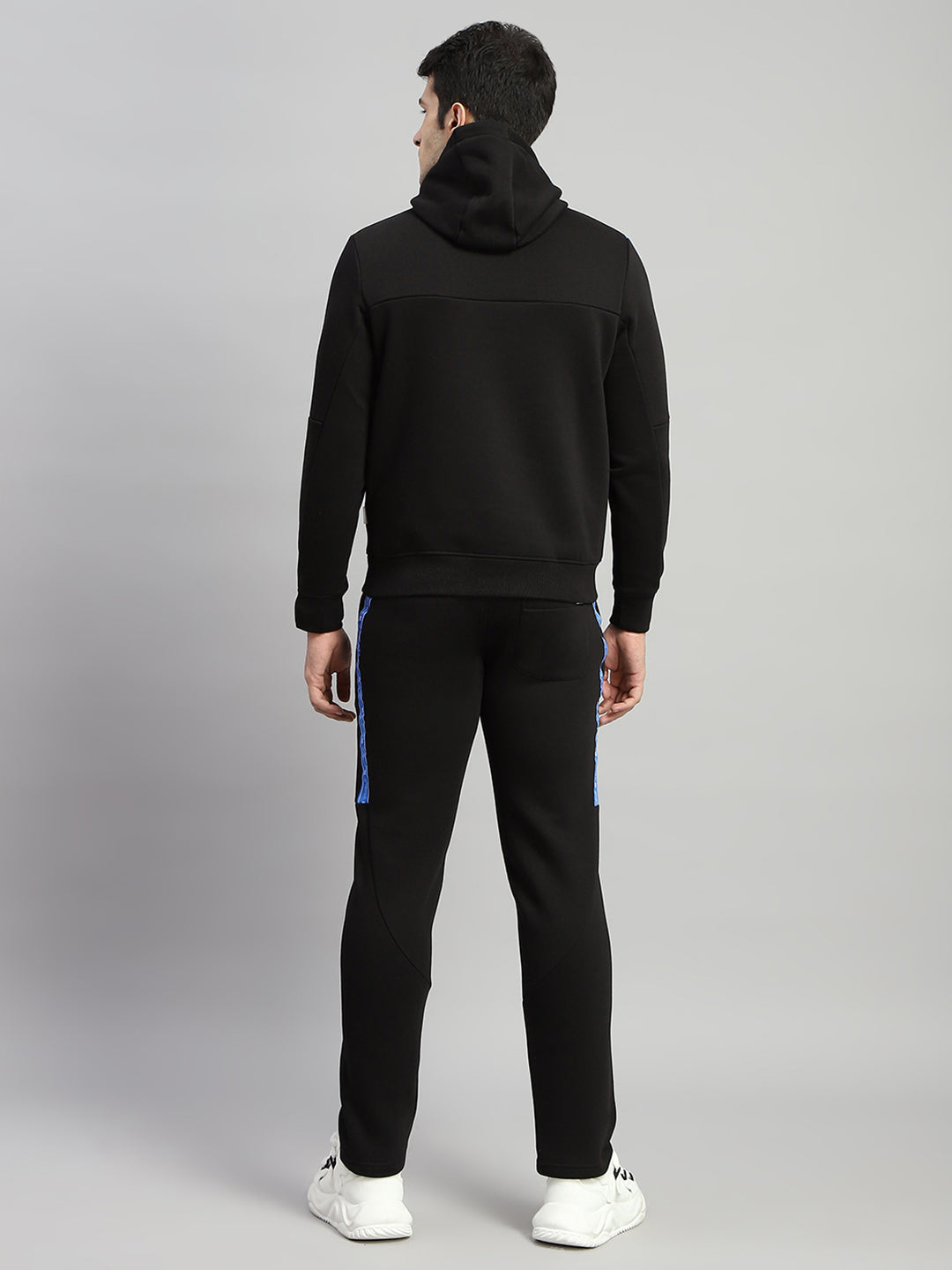 Rock.it Men Black Solid Round Neck Full Sleeve Winter Tracksuit