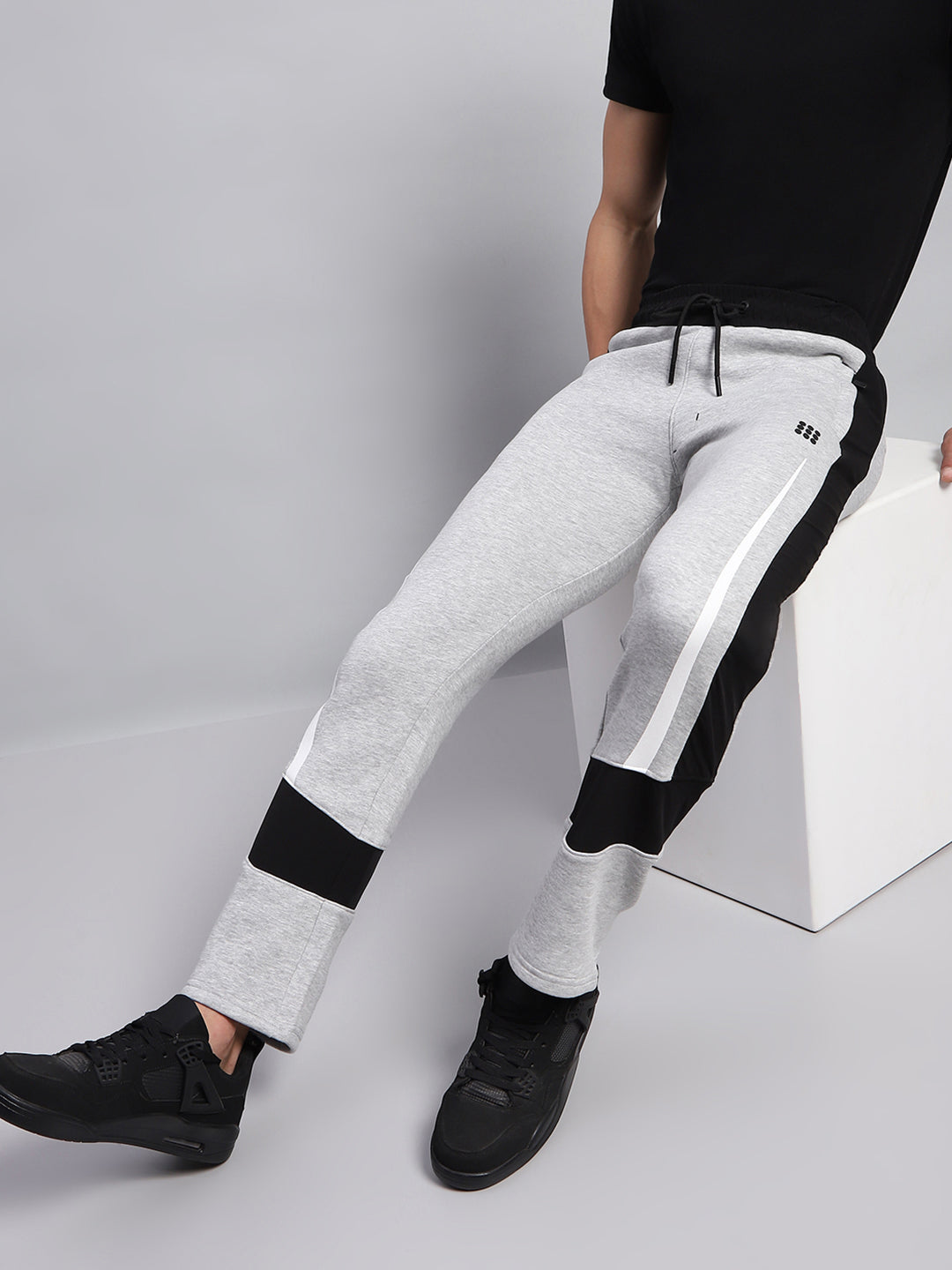 Rock.it Men Grey Solid Regular Fit Lower