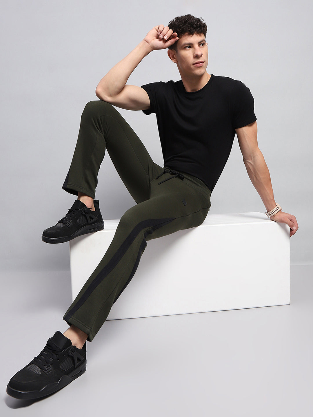 Rock.it Men Green Solid Regular Fit Lower