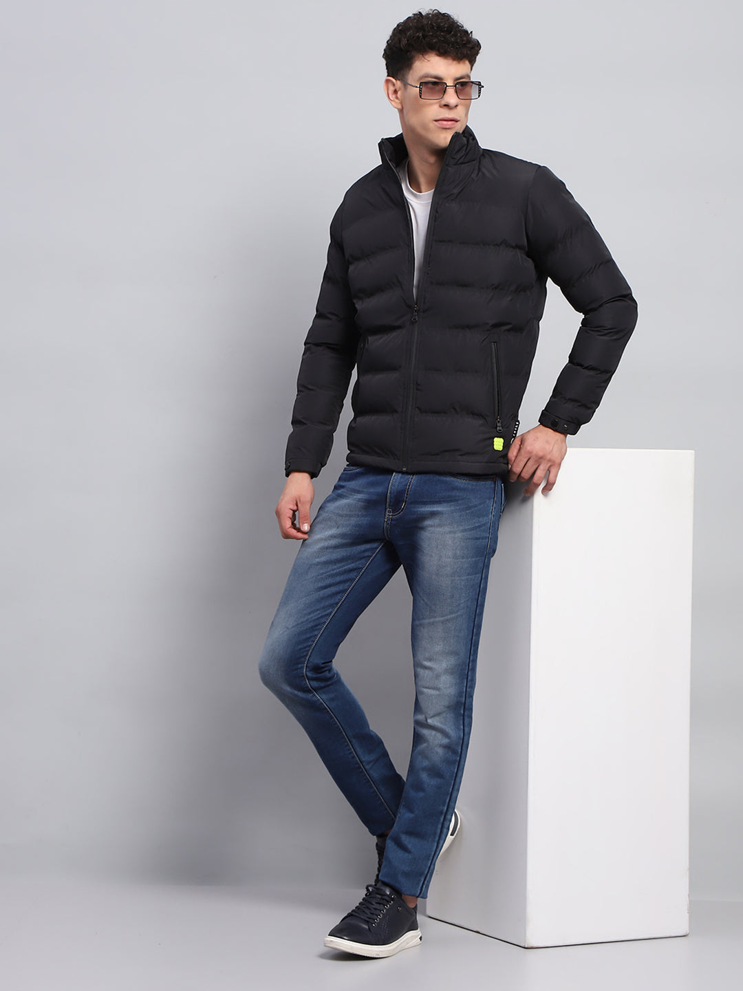 Rock.it Men Black Solid Mock Neck Full Sleeve Heating Jacket