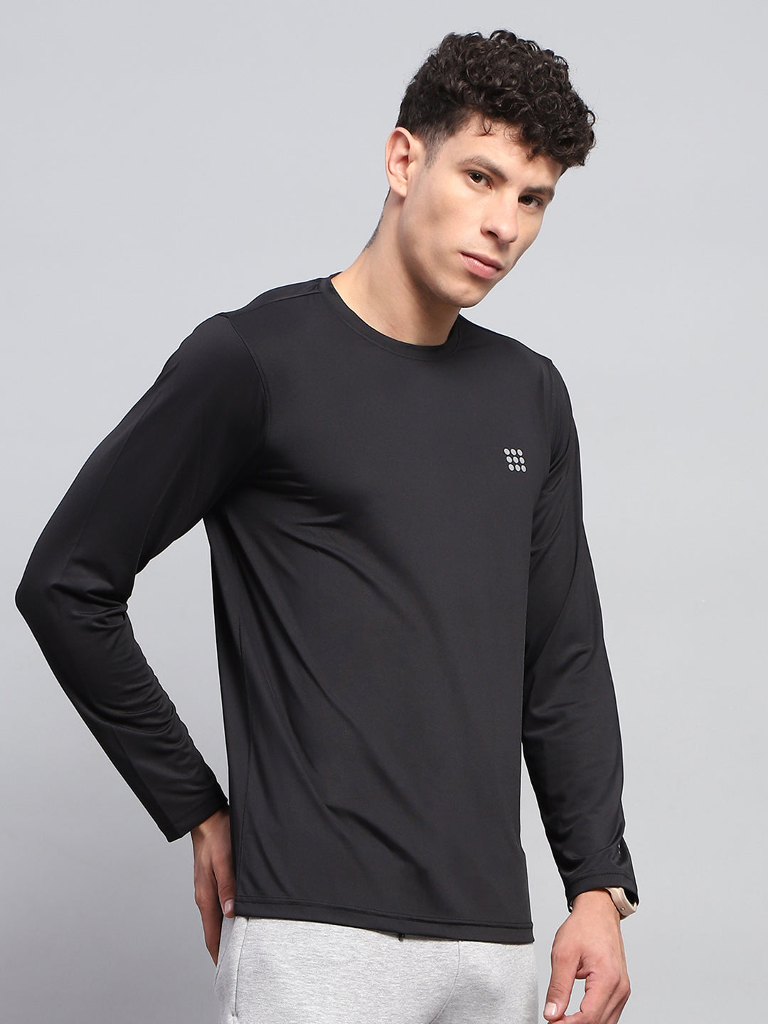 Rock.it Men Black Solid Round Neck Full Sleeve Winter T-Shirt