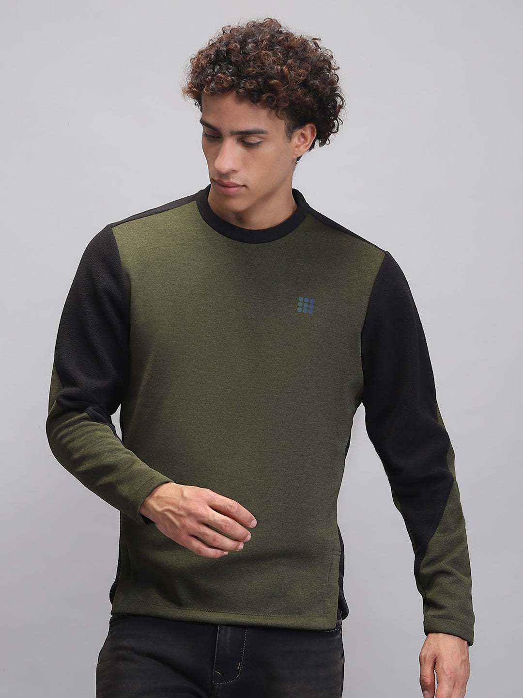 Rock.it Men Olive Solid Round Neck Full Sleeve Sweatshirt