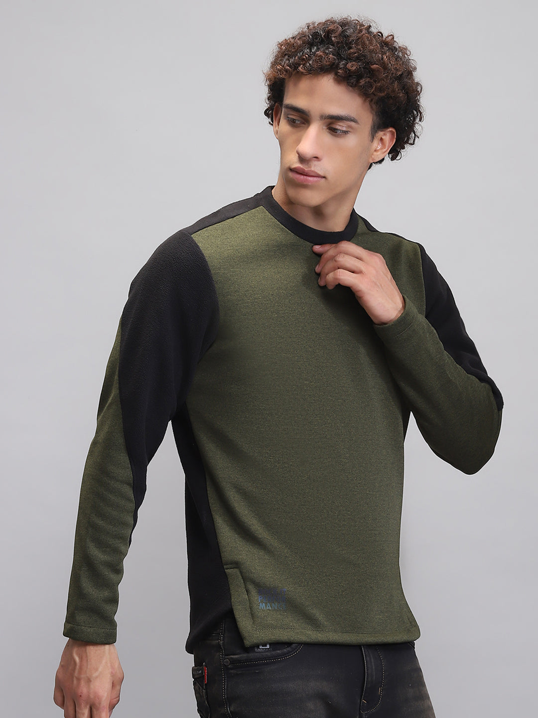Rock.it Men Olive Solid Round Neck Full Sleeve Sweatshirt