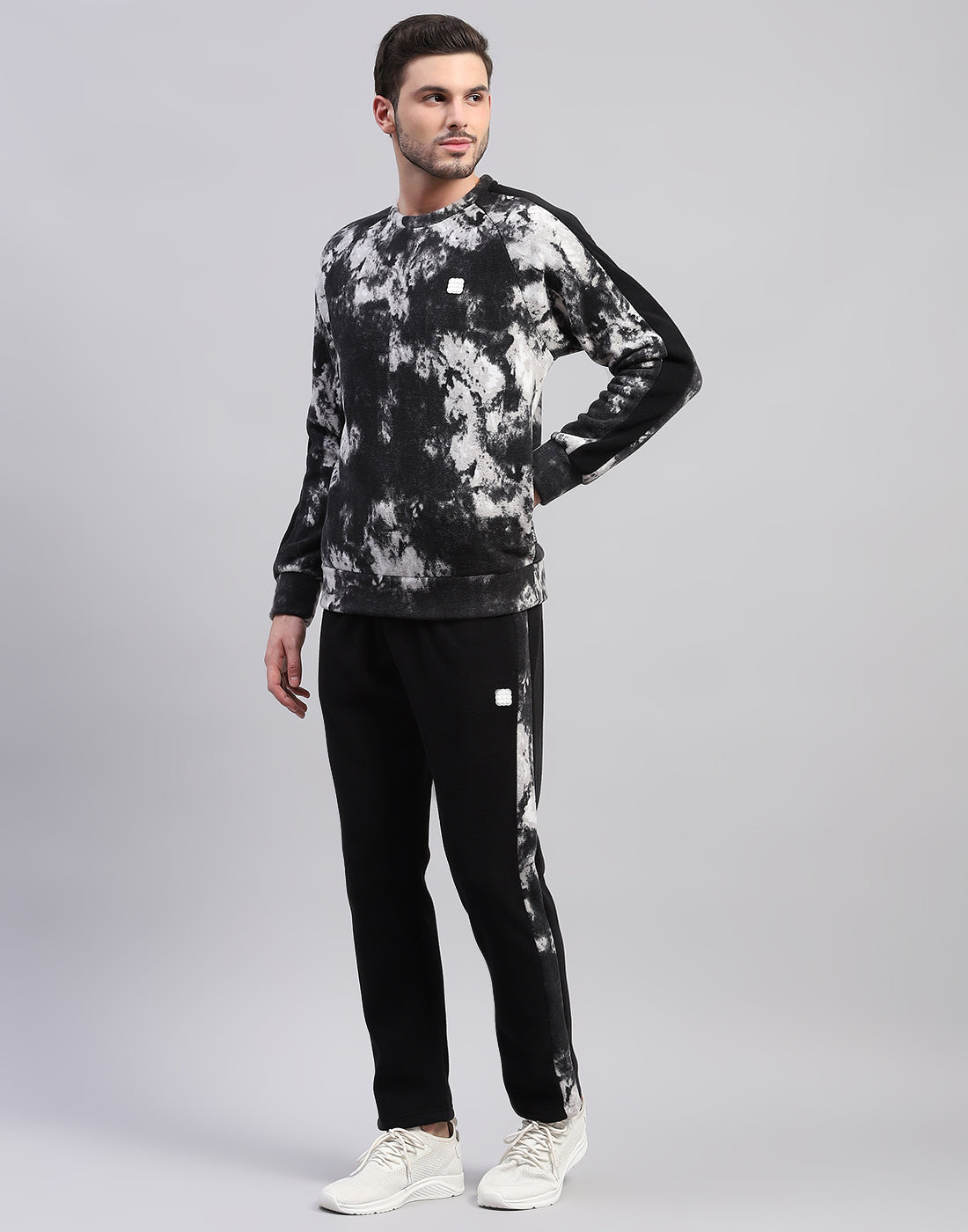 Rock.it Men Black Printed Round Neck Full Sleeve Tracksuit
