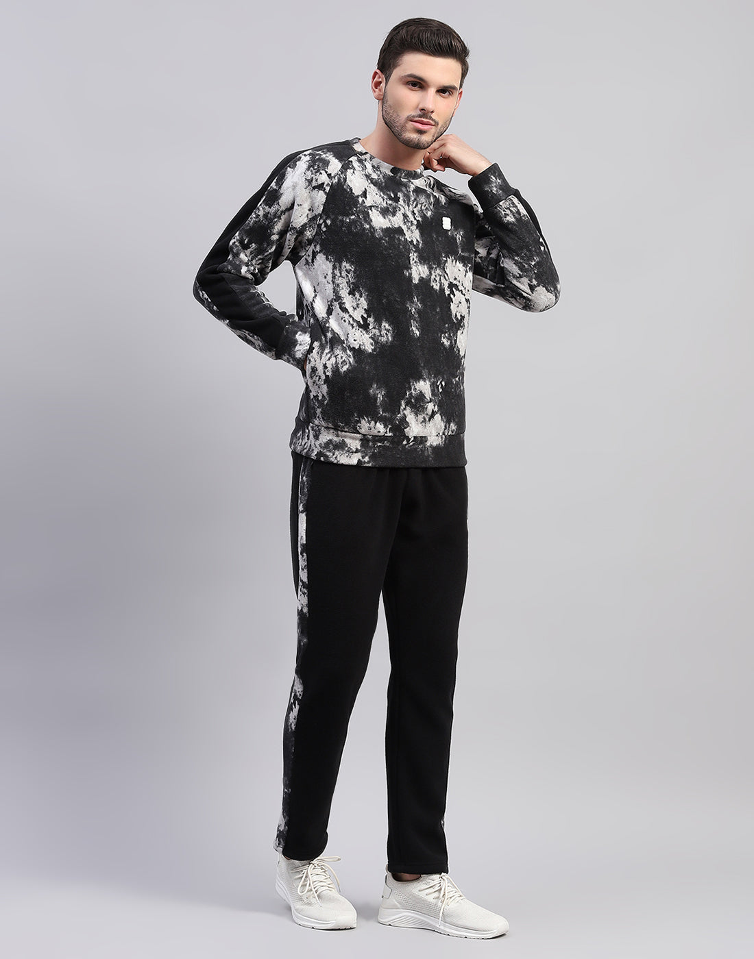 Rock.it Men Black Printed Round Neck Full Sleeve Tracksuit