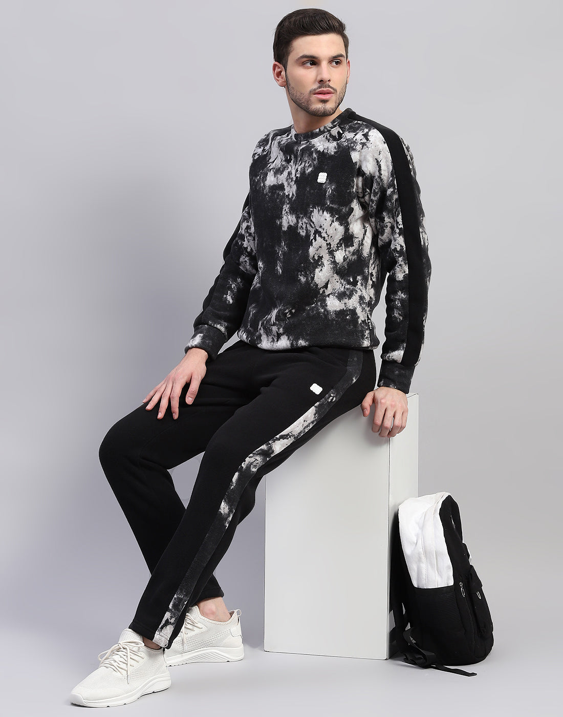 Rock.it Men Black Printed Round Neck Full Sleeve Tracksuit