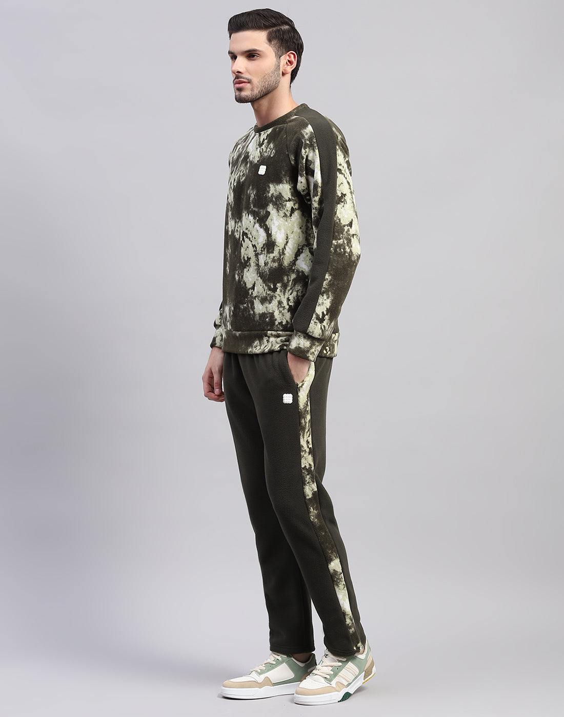 Rock.it Men Olive Printed Round Neck Full Sleeve Tracksuit