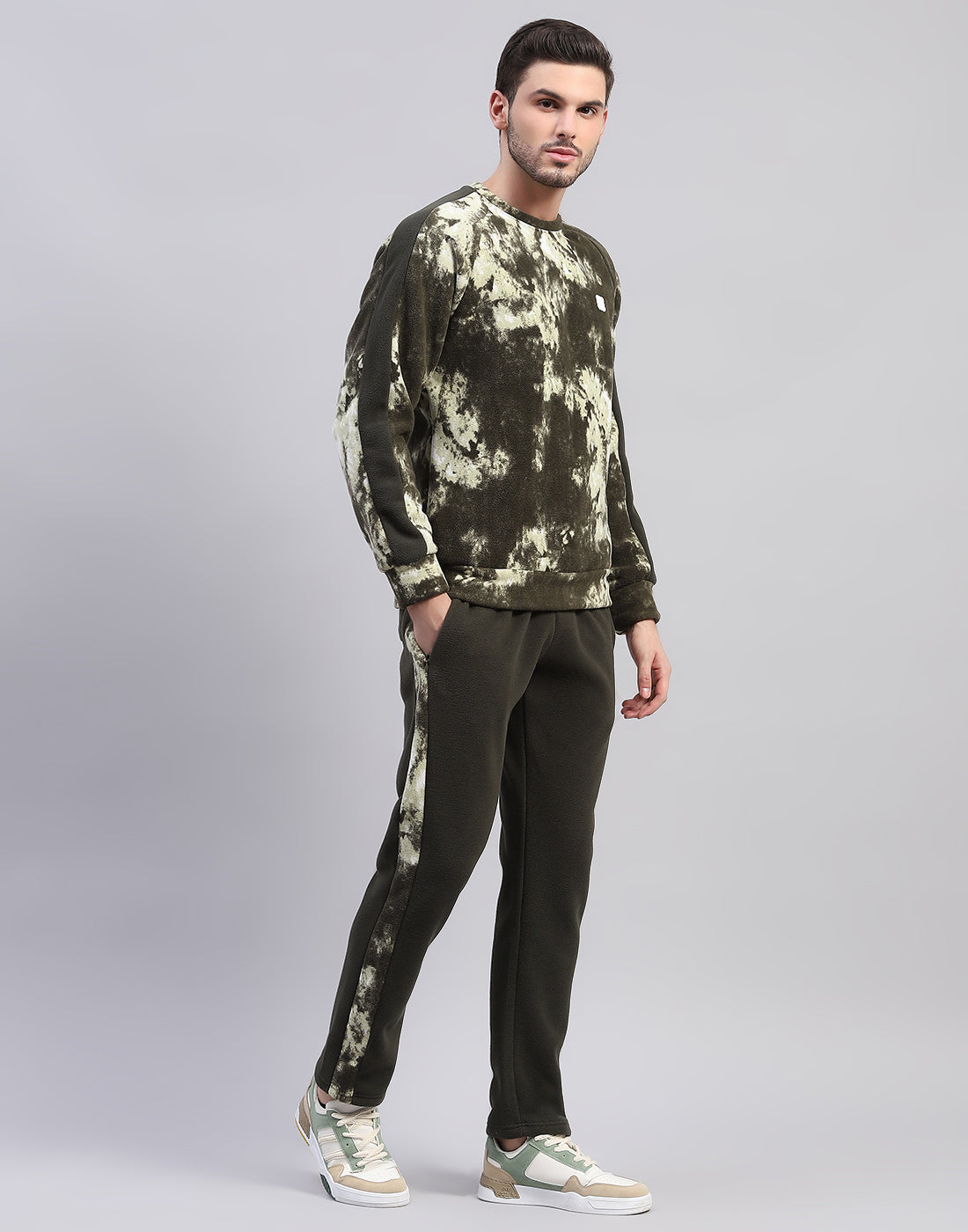 Rock.it Men Olive Printed Round Neck Full Sleeve Tracksuit