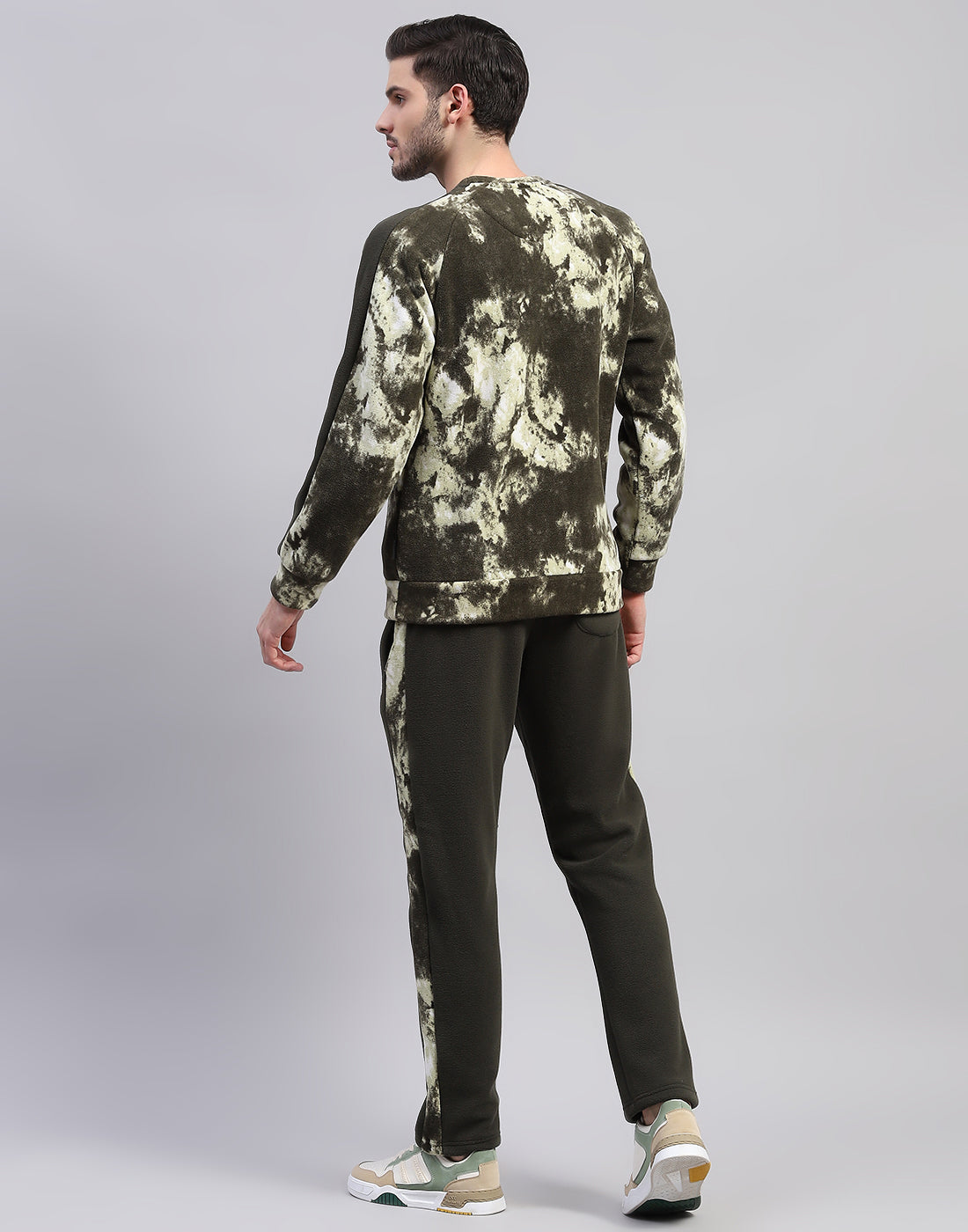Rock.it Men Olive Printed Round Neck Full Sleeve Tracksuit