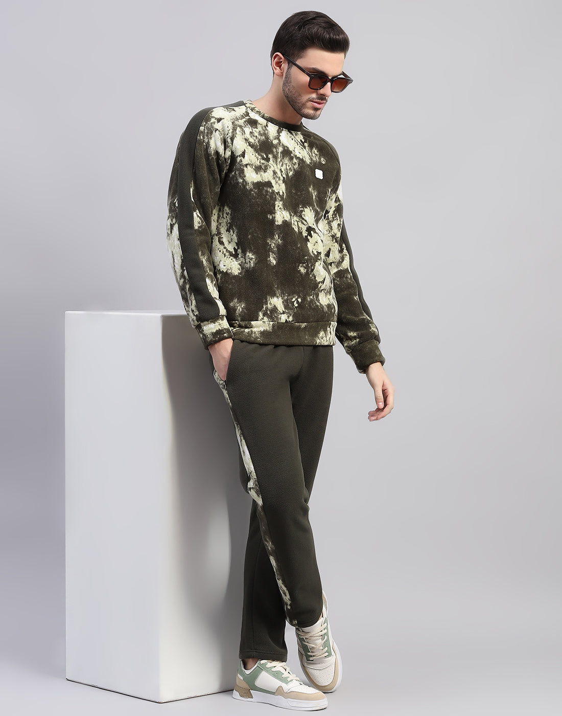 Rock.it Men Olive Printed Round Neck Full Sleeve Tracksuit