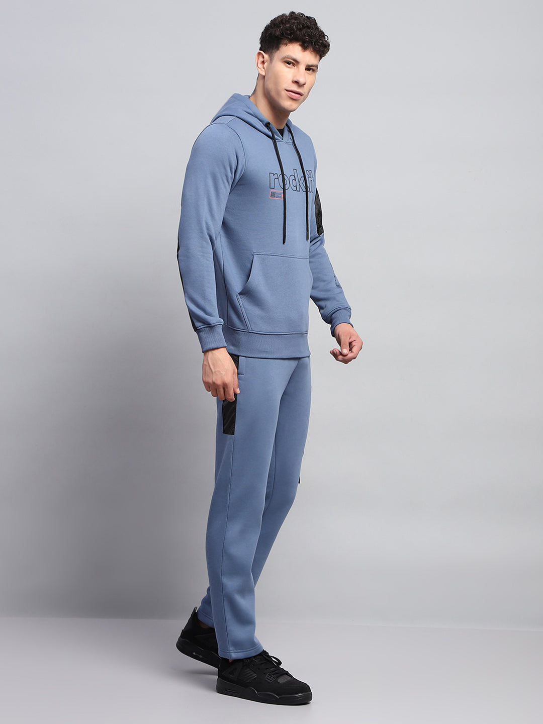 Rock.it Men Blue Printed Hooded Full Sleeve Winter Tracksuit
