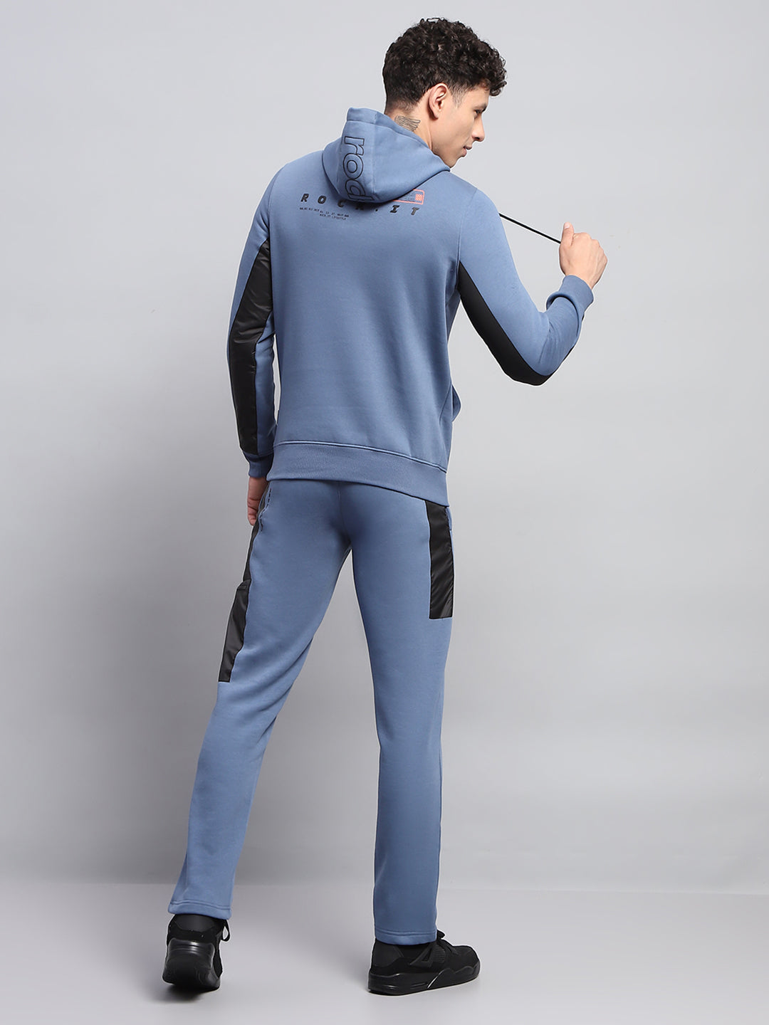 Rock.it Men Blue Printed Hooded Full Sleeve Winter Tracksuit