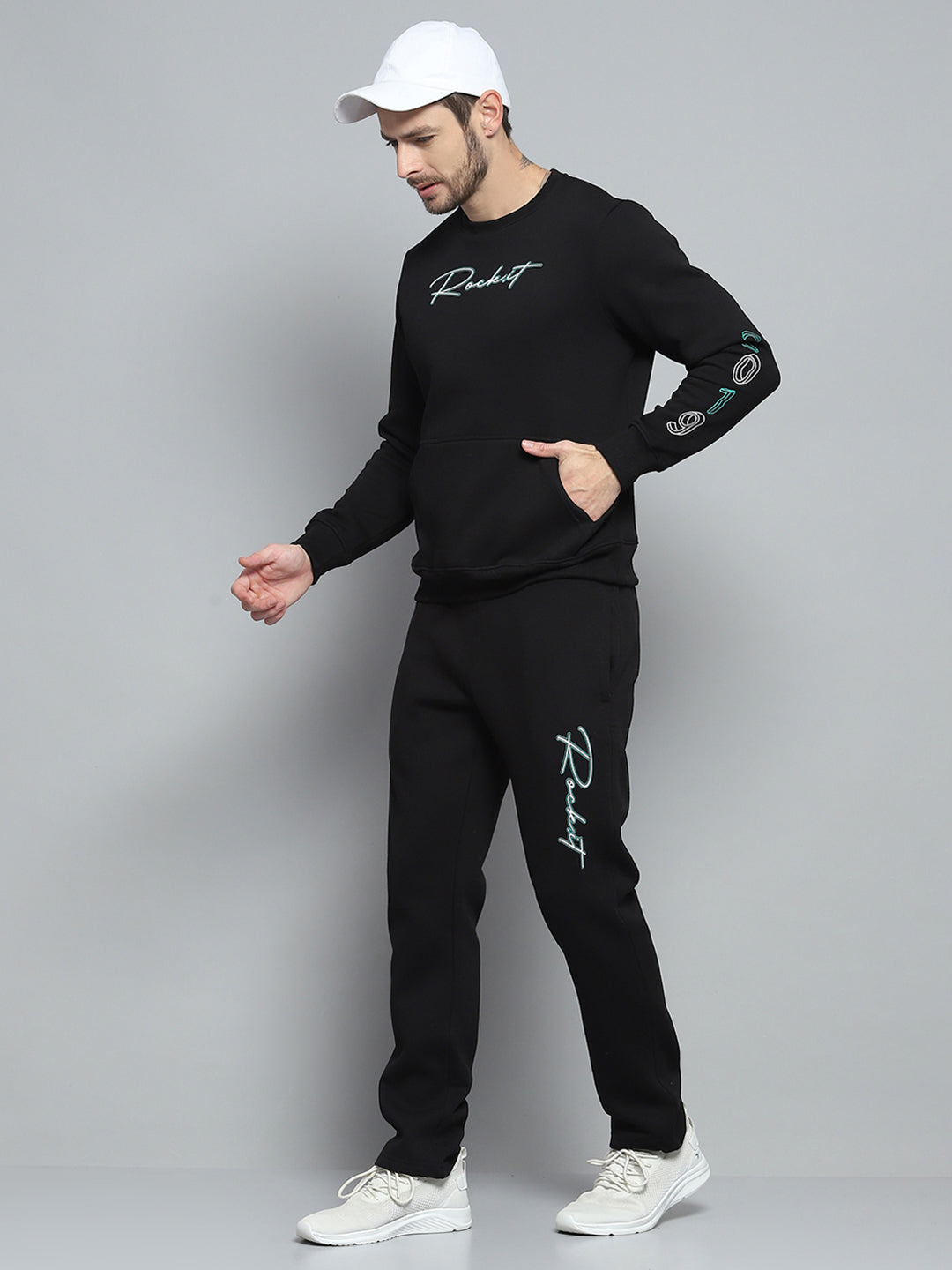 Rock.it Men Black Printed Round Neck Full Sleeve Winter Tracksuit