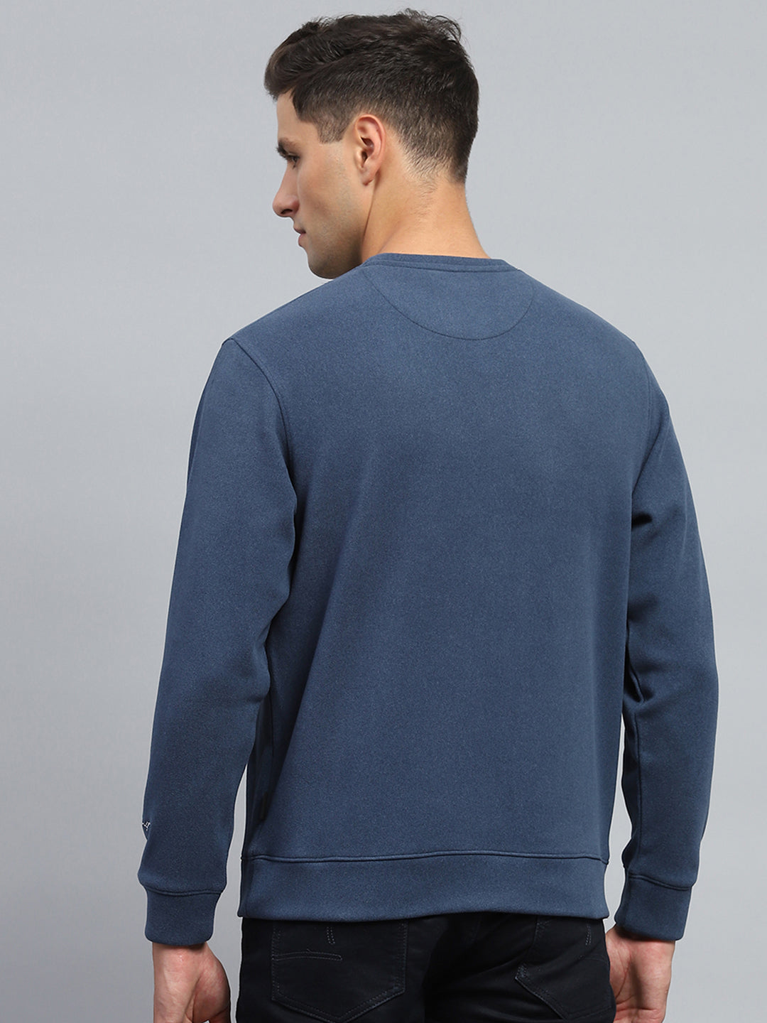 Rock.it Men Blue Solid Round Neck Full Sleeve Sweatshirt