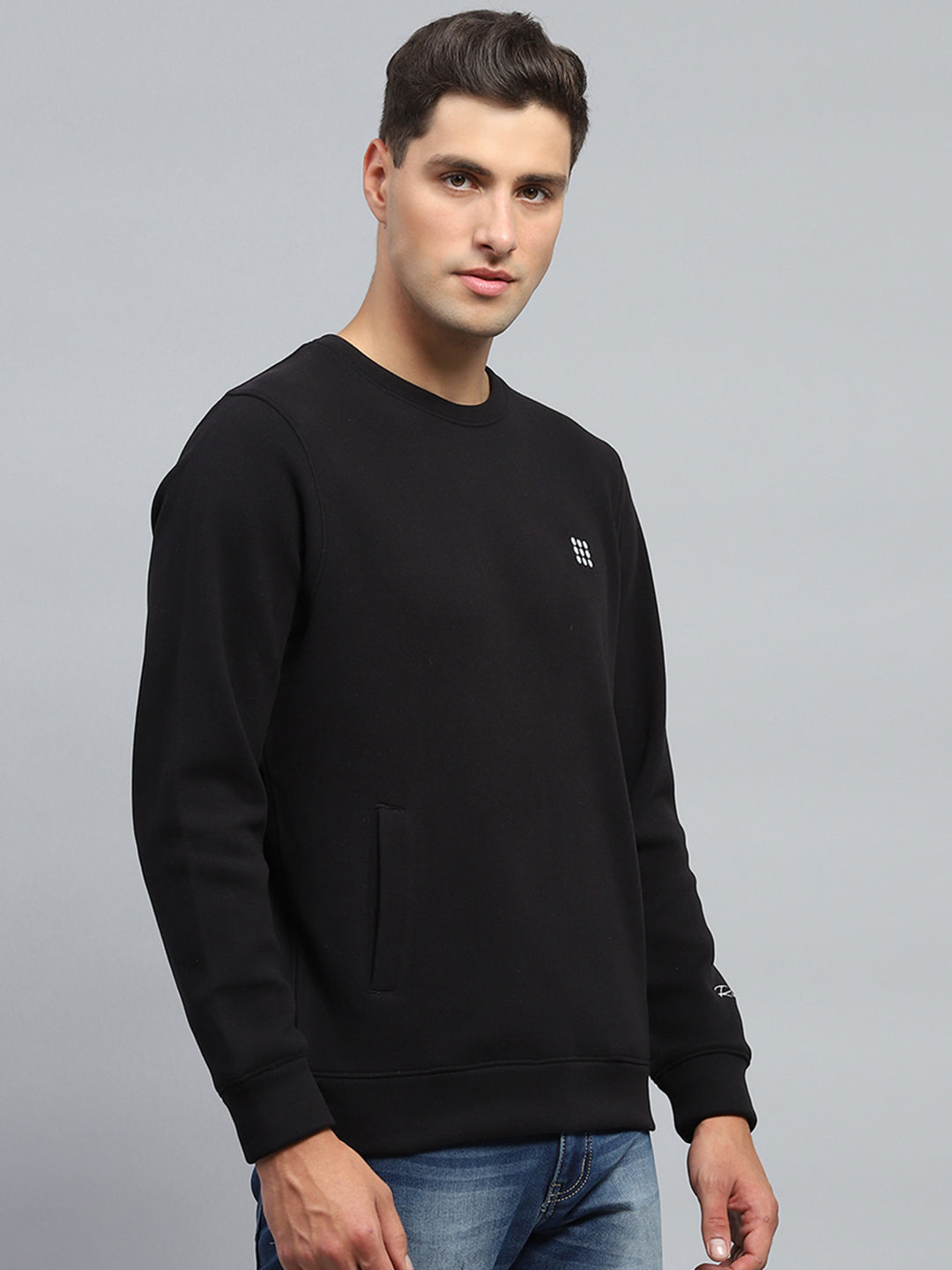 Rock.it Men Black Solid Round Neck Full Sleeve Sweatshirt