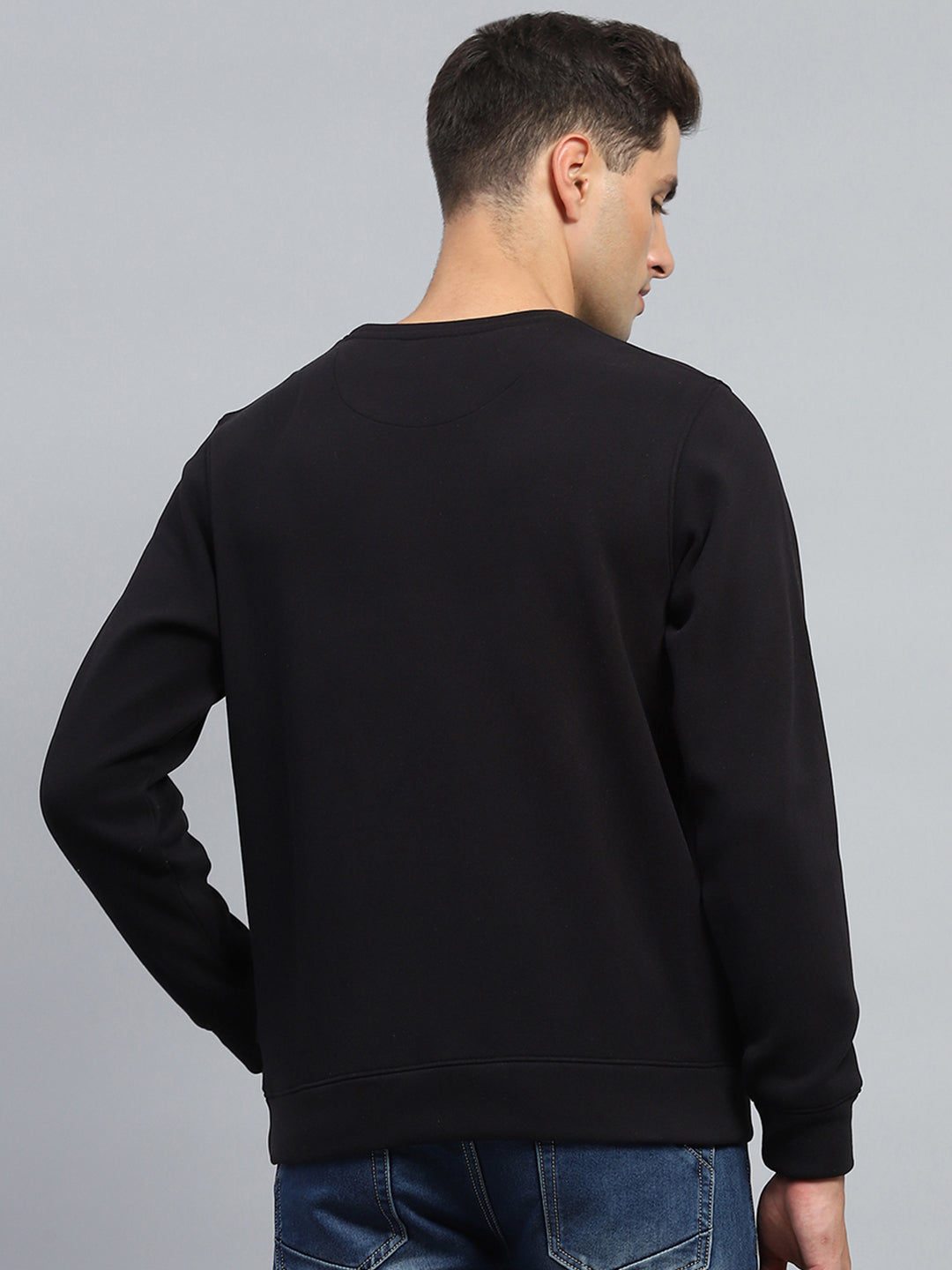 Rock.it Men Black Solid Round Neck Full Sleeve Sweatshirt