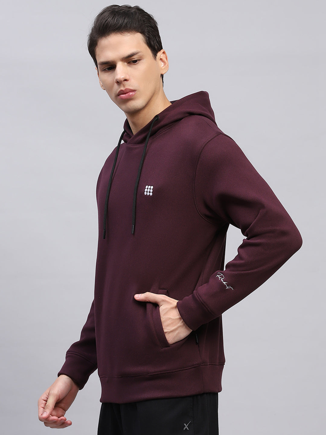Rock.it Men Maroon Solid Hooded Full Sleeve Sweatshirt