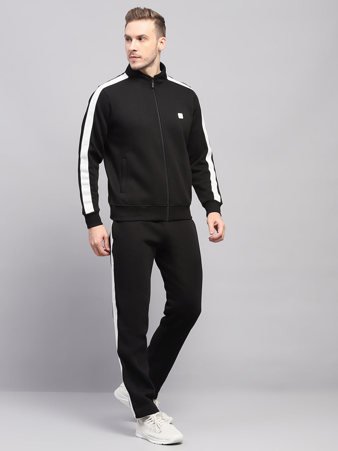 Rock.it Men Black Solid Mock Neck Full Sleeve Winter Tracksuit