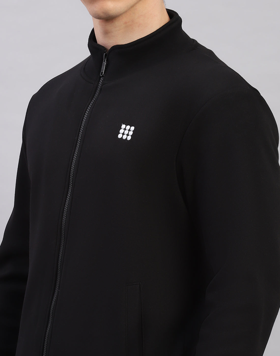 Rock.it Men Black Solid Round Neck Full Sleeve Sweatshirt