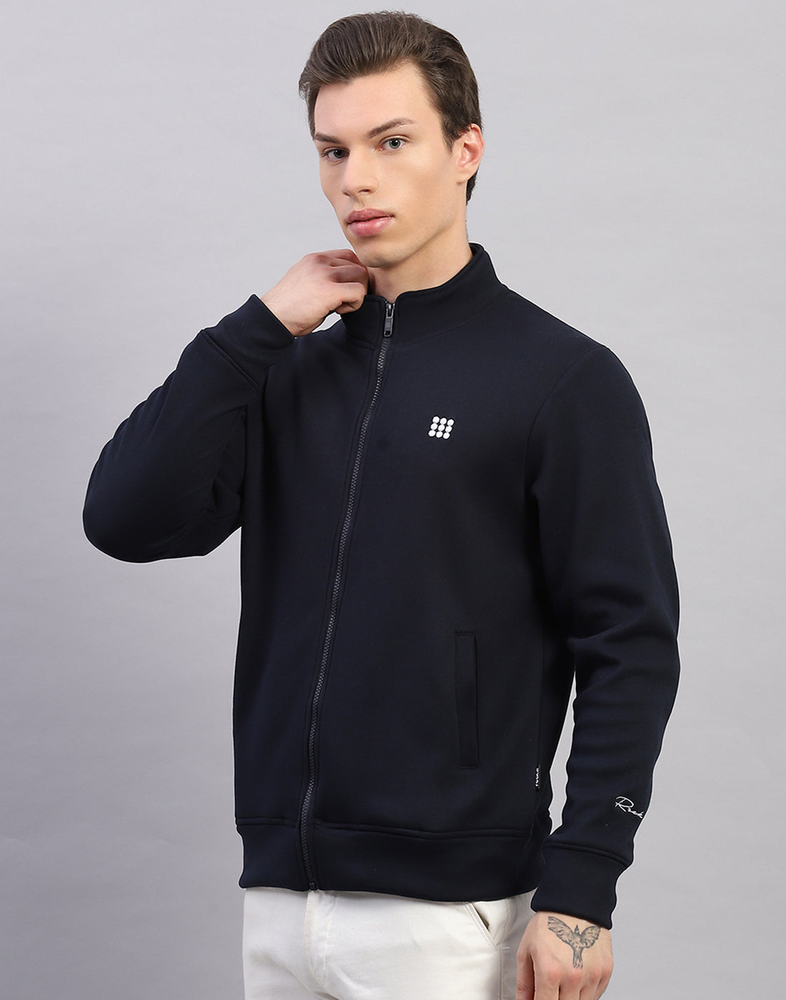 Rock.it Men Navy Blue Solid Round Neck Full Sleeve Sweatshirt