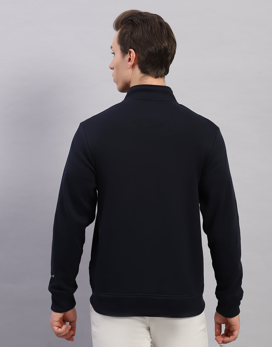 Rock.it Men Navy Blue Solid Round Neck Full Sleeve Sweatshirt