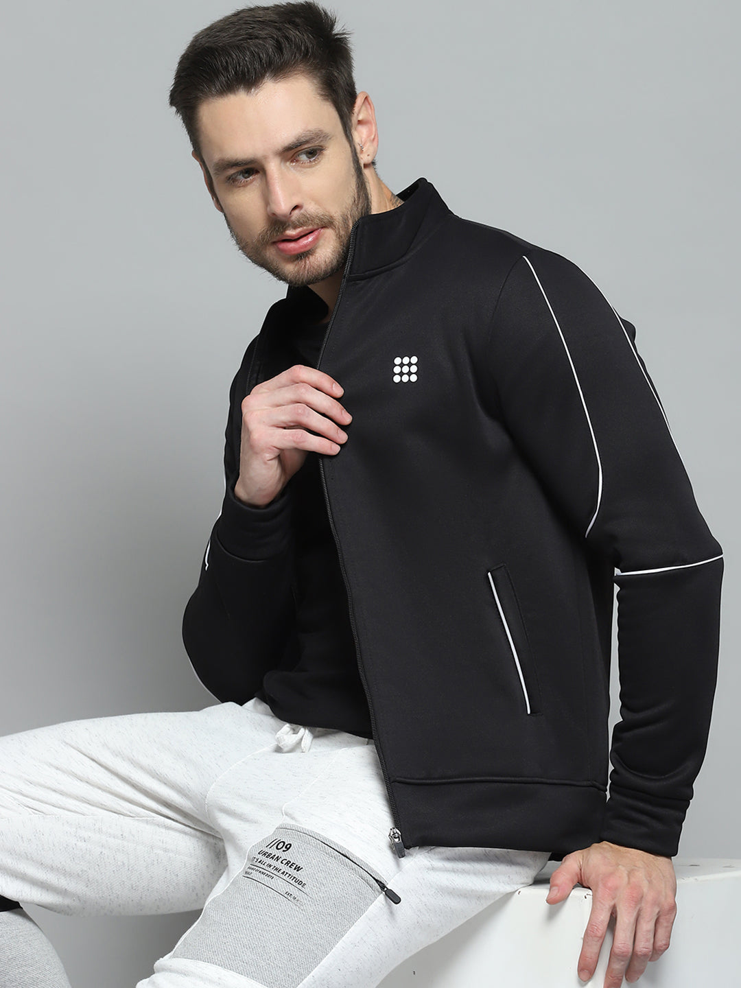 Rock.it Men Black Solid Mock Neck Full Sleeve Sweatshirt