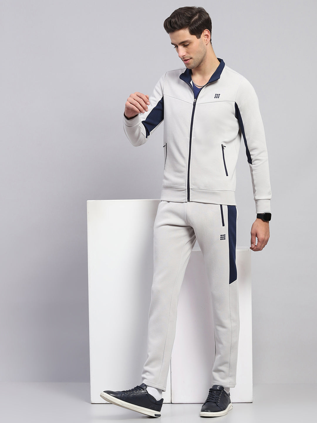 Rock.it Men Grey Solid Mock Neck Full Sleeve Winter Tracksuit