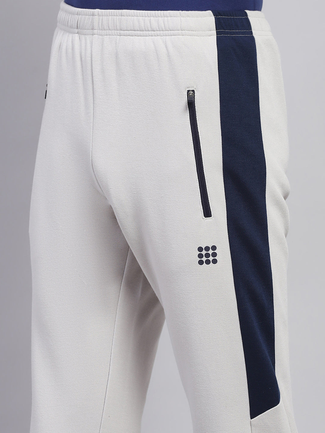 Rock.it Men Grey Solid Mock Neck Full Sleeve Winter Tracksuit