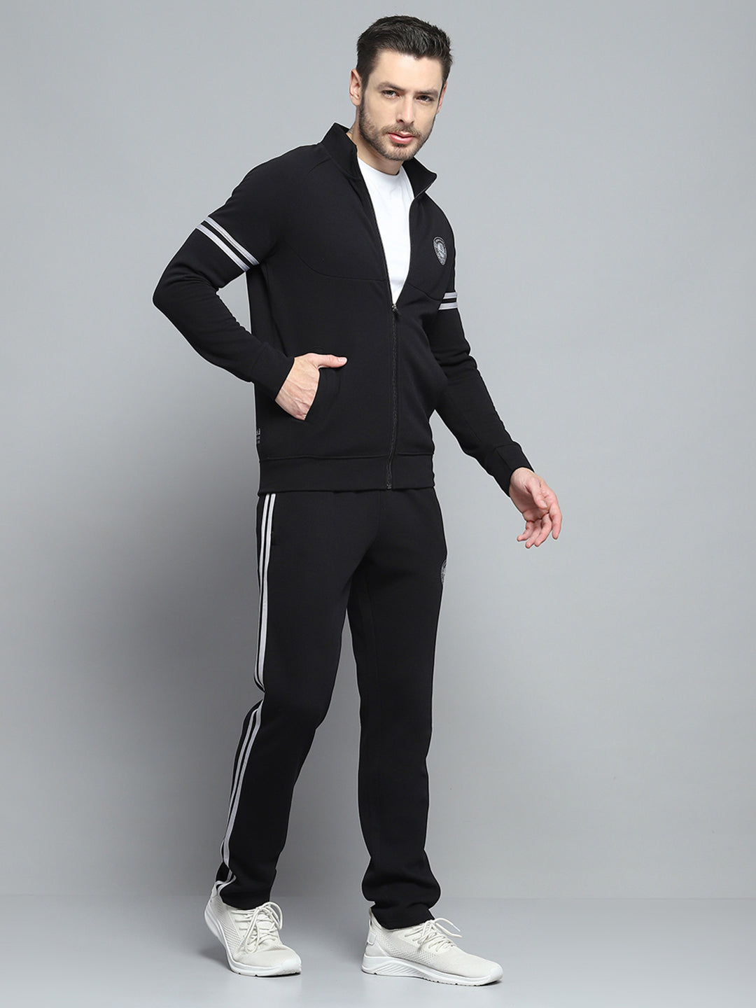 Rock.it Men Black Printed Mock Neck Full Sleeve Winter Tracksuit