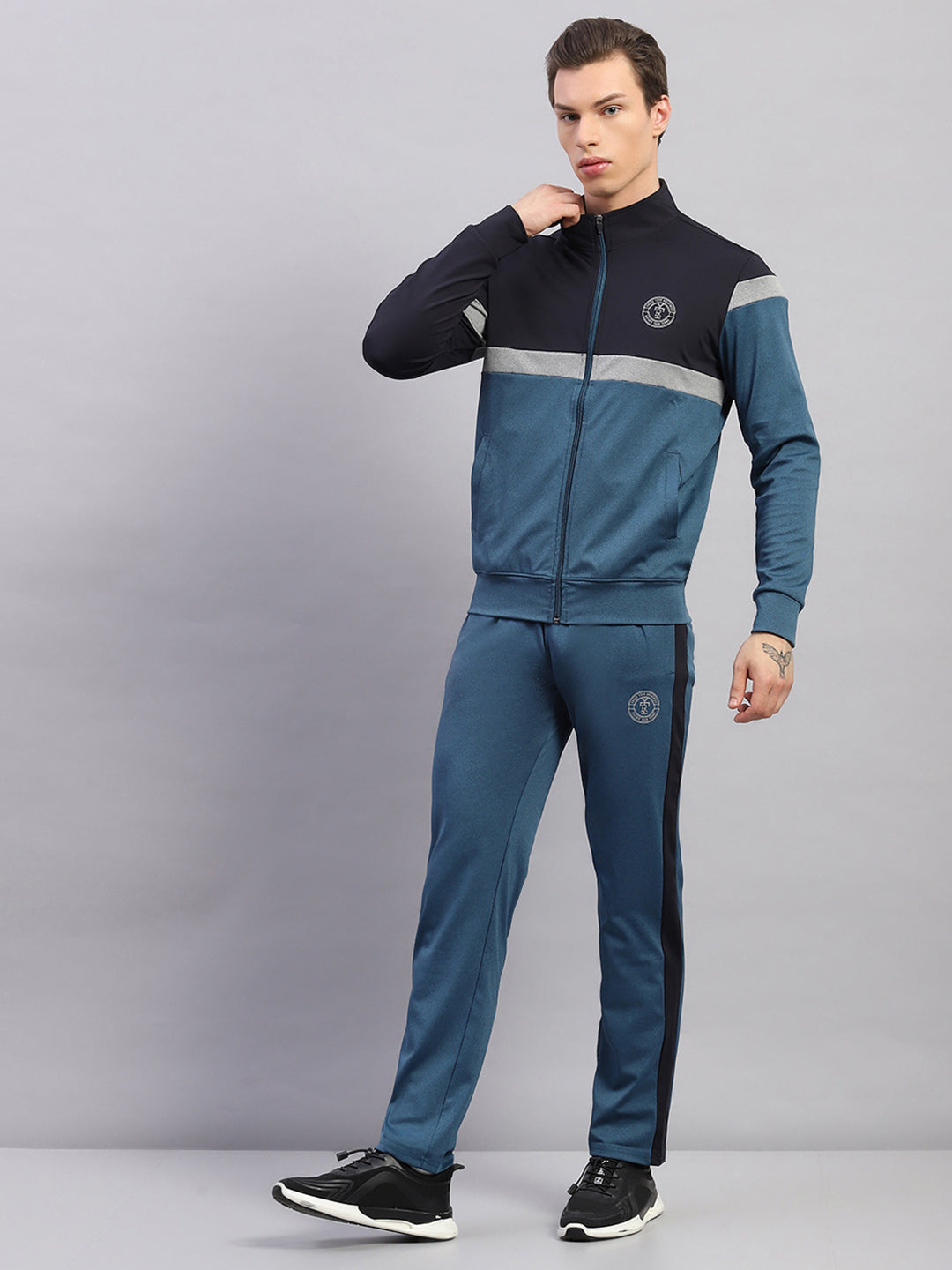 Rock.it Men Teal Blue Printed Round Neck Full Sleeve Winter Tracksuit