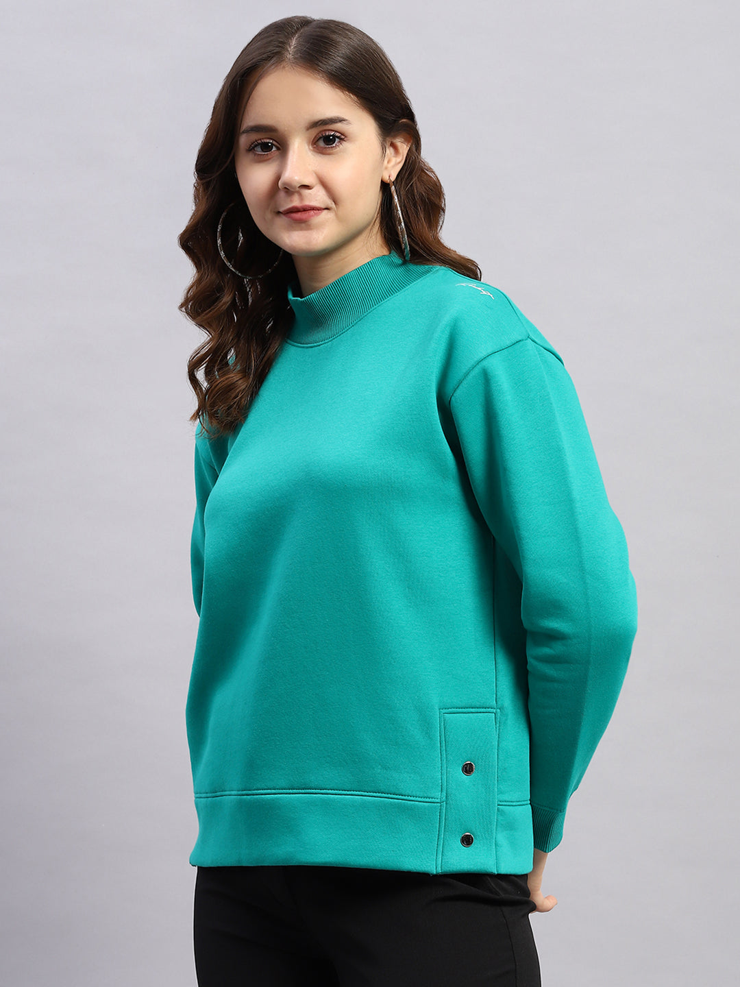 Rock.it Women Green Solid High Neck Full Sleeve Sweatshirt