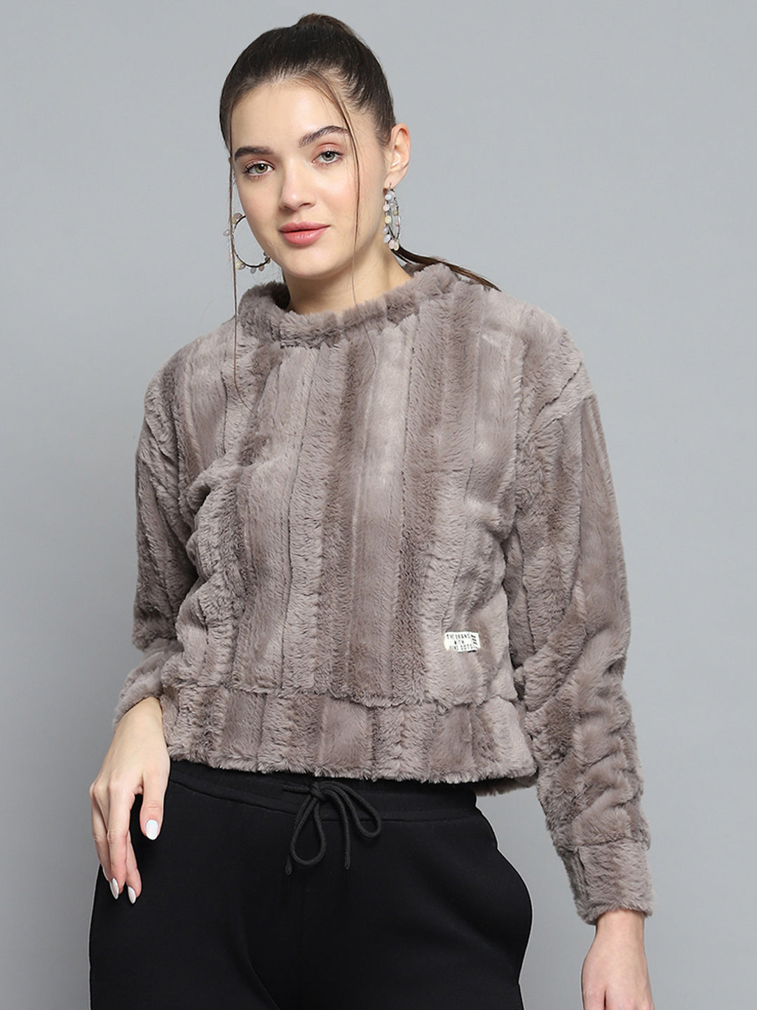 Rock.it Women Grey Solid Round Neck Full Sleeve Sweatshirt